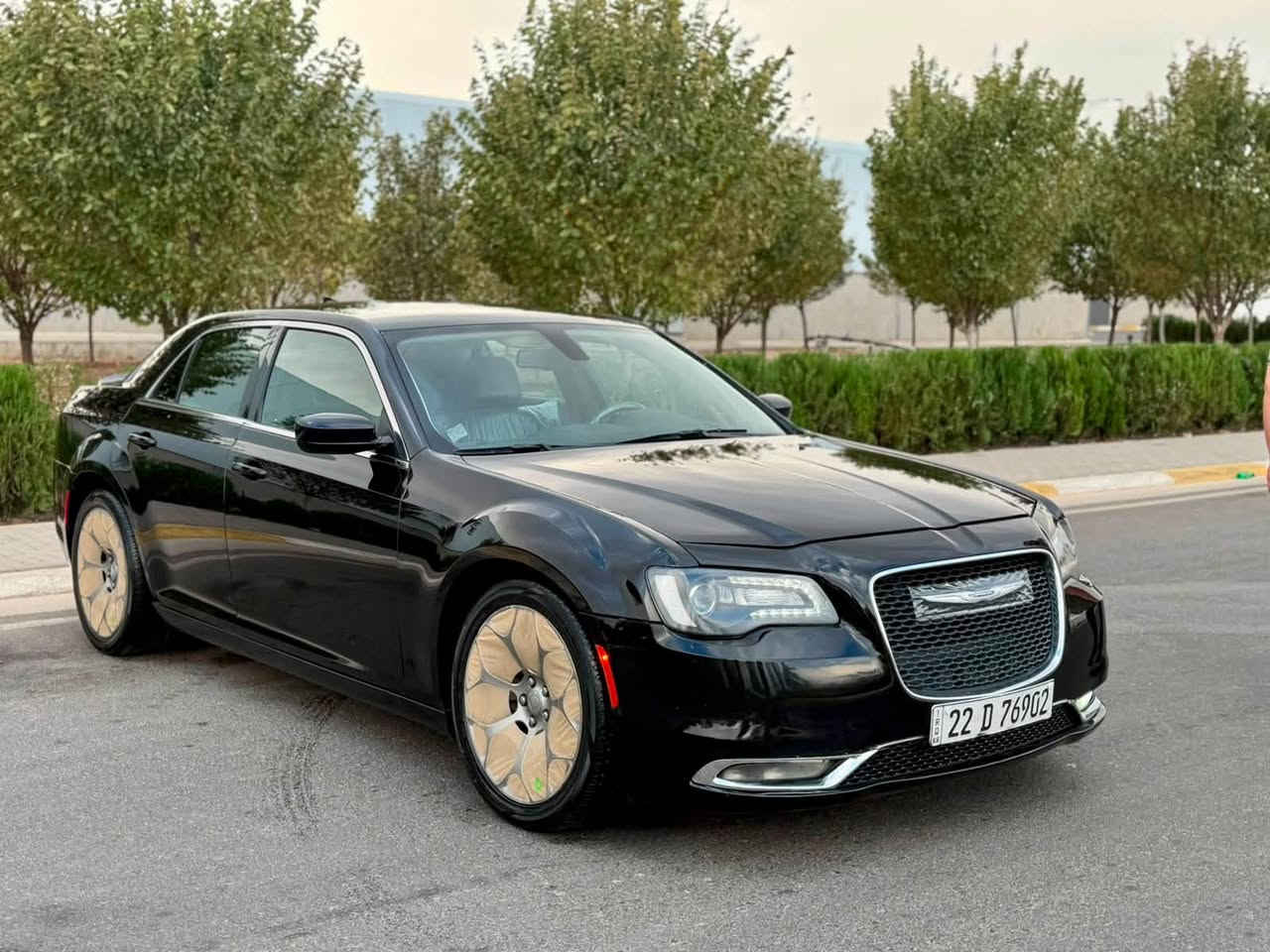 ﷽
ارخص سعر  196$ قفل🔏🔥🔥👋🏻👋🏻

                              CHRYSLER 300 TOURING 2018
▫️كرايسلر  موديل 2018 تورينك
🔹سيارة كلين تايتل فول مواصفات ماعدا پانوراما

▫️محرك V6 3.6L سته سلندر ✅
🔹كير و محرك بشرط مامفتوح📦✅
بدون صوت و بدون صرف بدون خلل شرط فحص
🔹ماشية 74 الف حقيقي📦📦

🔹سيارة جديد داخل و خارج كل على وضع بلادي 
▫️سيارة لايت و ويل كل محدث S

▫️سيارة كلين تايتل  
🔹مكفولة كفالة عامة دعامي للدعامي بشرط✅
🔹 بدون صبوغ  و بدون شخت و رصعات
🔹سيارة حيل حيلوة جديد جديد ماشاالله📦📦

▫️مواصفات ليمتد
( بصمة . شاشه كبير  .  تشغيل عن بعد . كشن جلد  . كشن كهربا . تبريد مركزي . لايت ليد و زينون  . تحكم ستيرن . تحديد سورعة . بعد هواي مواصفات )

◽️اربع تاير ويل جديد ويل حجم 20 S
🔹سيارة شرط بدون اى نواقص گير و محرك و حدادي و كاهرباى كل بشرط
🔹سنوي و رقم و هزة جديد سنوي بأسمي
🔹 نفسي يوم / تحويل و كاله حاظر
🔹 مكان_🌆 سليماني

◽️سعر_ 196$ قفل 🔐🔥
◽️موبايل_ *********** 
                  *********** واتساب
___________________________________
