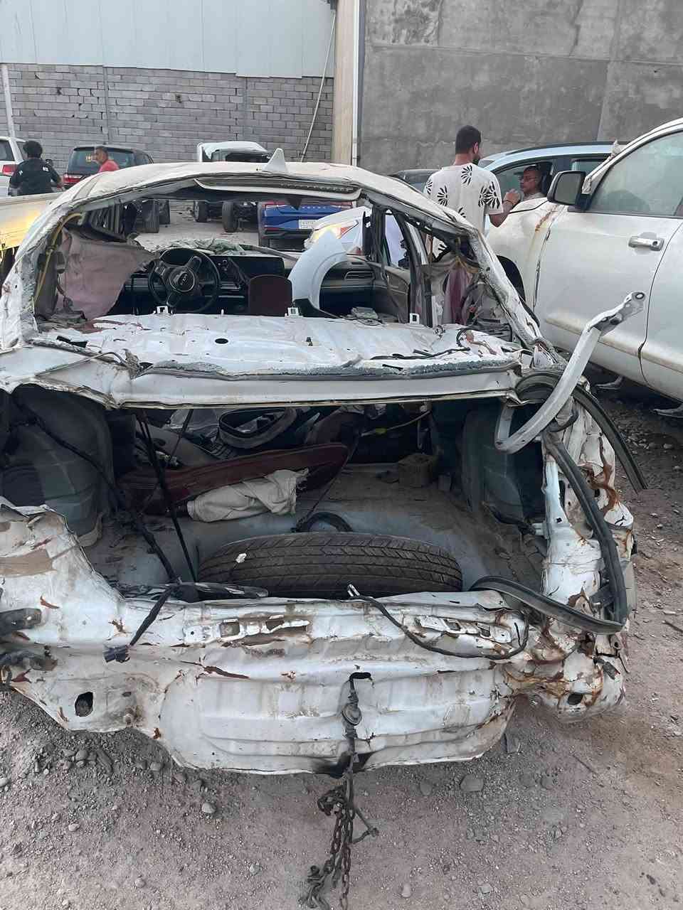 سلام عليكم  اخوان كلش موجود بسوك   🌹اخوان سياره مال تكسي  سيارت  قراة منشور قبل لا تدخل خاص 🌹   كي فايف ٢٤ جيتي لاين  رقمه بغداد سياره بيه حادث غراض جاهزه بس محتاج فلوس يعني كلش مشتري كل غراضه كامله بس يحتاج سمكري فلوس يرتبه ***********  مكان سياره بصرة
