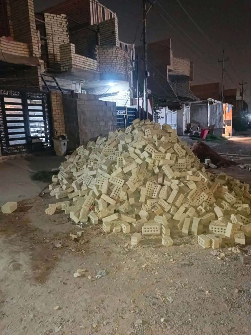 طابوق • نص دبل • للبيع