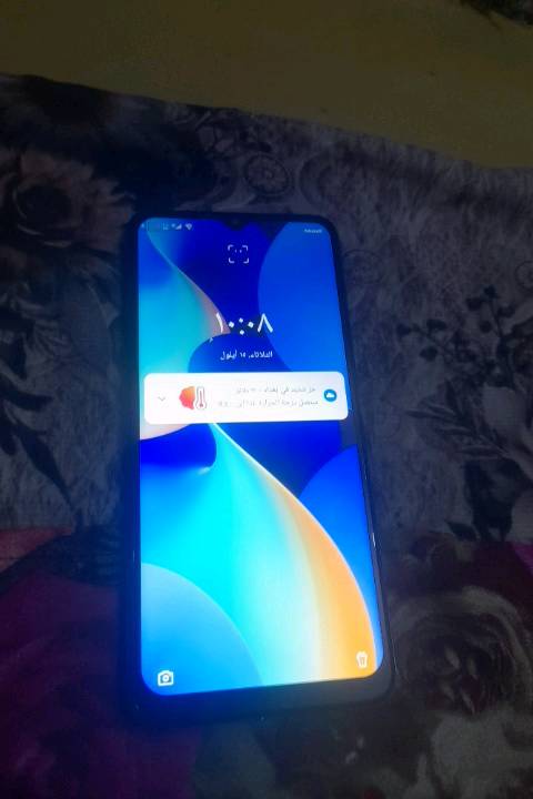 موبايل TECNO10C
الذاكره 128
الرام 6 قابله لتوسيع 
البطاريه 500mAh
السعر 80 و بي مجال
بي مشكله بس الدكمه مال التشغيل تضغط مرتين علا الشاشه يشتغل