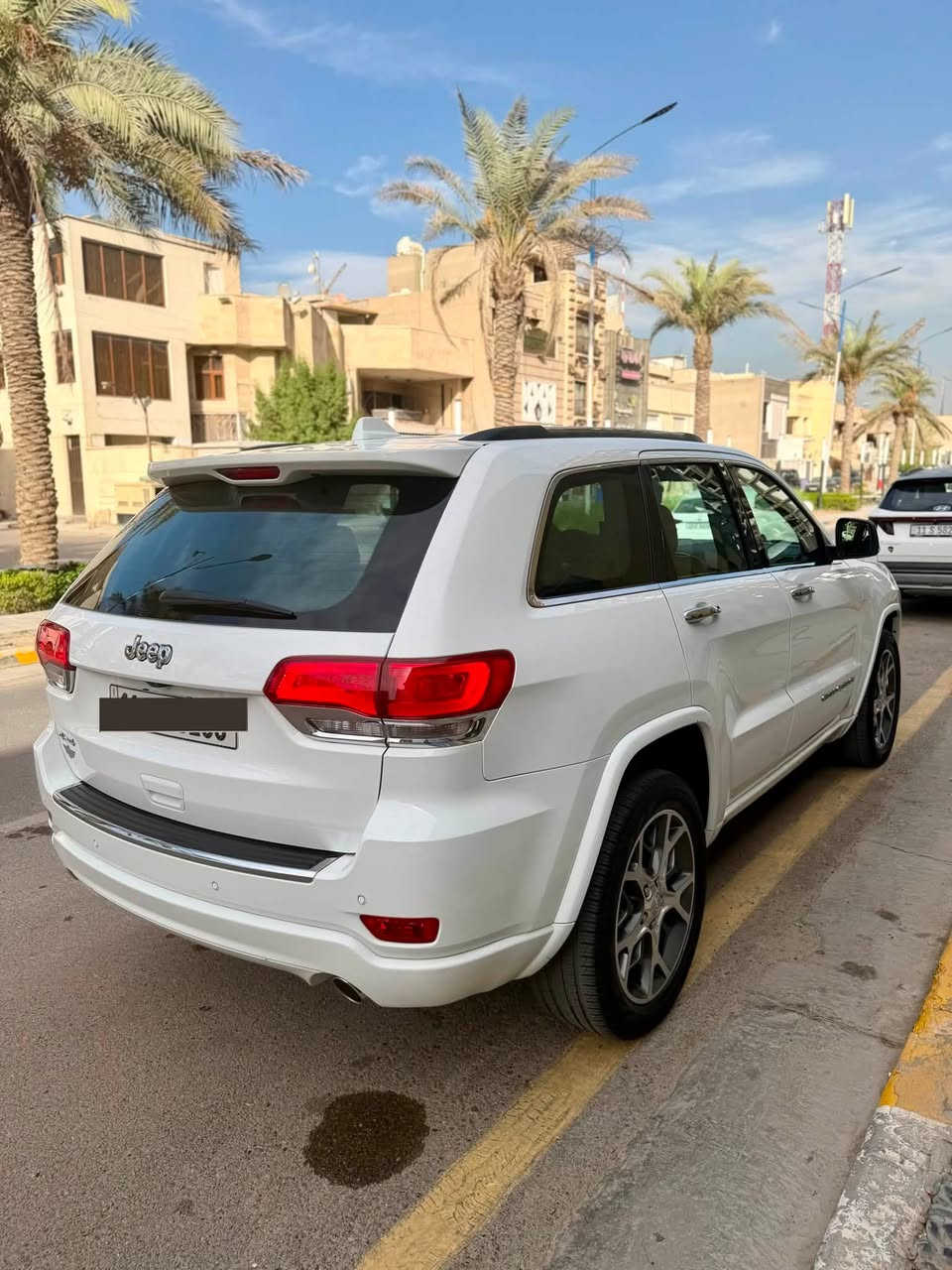 🔥 للبيع جيب أوفرلاند خليجي – أعلى فئة بالجيب
✨ المواصفات والتفاصيل:

محرك 6 سلندر

موديل 2021

وارد خليجي

ماشي 51 ألف كيلو فقط

أعلى فئة بالجيب

فتحة سقف بانوراما

داخلية جلد مشمشي فاخرة

جكات

دعامية مبدلة أصلية

بدون صبغ

إصبع بارد بالنيد

📍 مكان السيارة: بغداد – اليرموك

📞 للاتصال والاستفسار: ***********

السعر عند الاتصال
