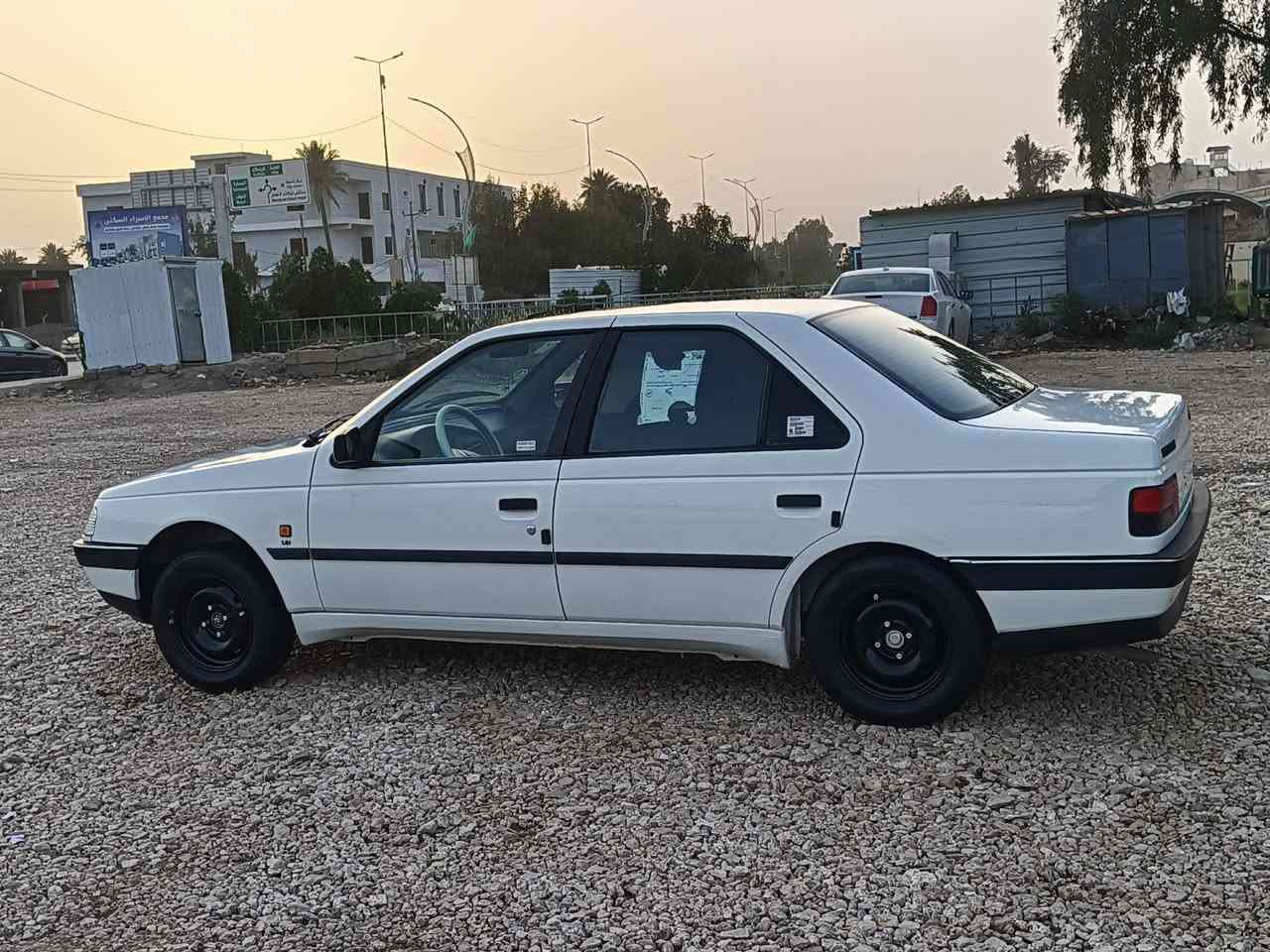 السلام عليكم..
بيجو 405 GLX موديل 2012 كفاله من الصبغ والتبديل والفتح كهربائيات وضع شركه رقم دولي بأسمي ماشيه 120 حقيقي گير محرك حداده تبريد كفاله باتري جديد مكان السياره ديوانيه ..

*********** للاستفسار
