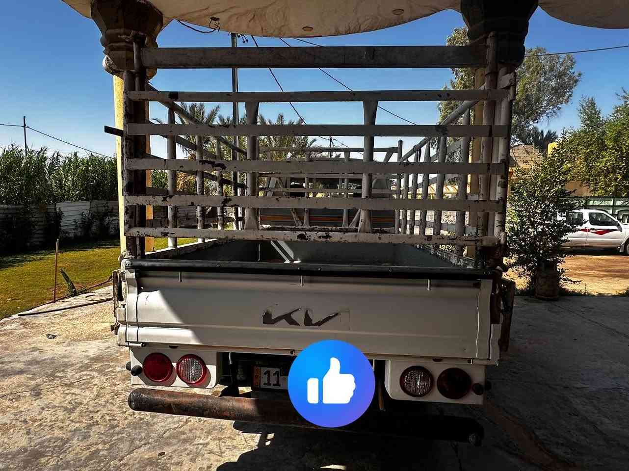 السلام عليكم كيا للبيع موديل 2023سياره مكفوله عدا بارد قليل بل بنيد رقم بغداد مدوشمه وكامله سياره ما بيه نقص تنباع بدون محجر عنوانه واسط الصويره  ماشيه 100 الف للأستفسار الأتصال عل رقم ***********
