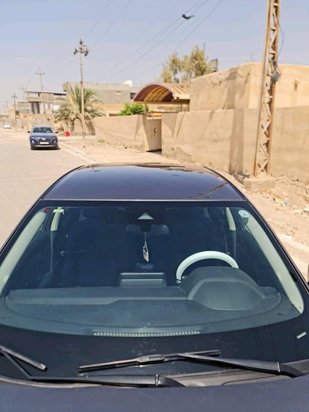 سنترا موديل2023 للبيع او مراوس حسب القناعه  السياره حلوه وممتعوبه مواصفات السياره رادار جانبي ،رادار امامي خلفي،بصمة تشغيل، مثبت سرعه، تحديد مساار وبعد بيها مواصفات خير من الله السياره مالت بيت وعلى إيد وحده حته ممشاها قليل السياره بيها قطعتين صبغ فقط رقمي للحاب يتواصل***********