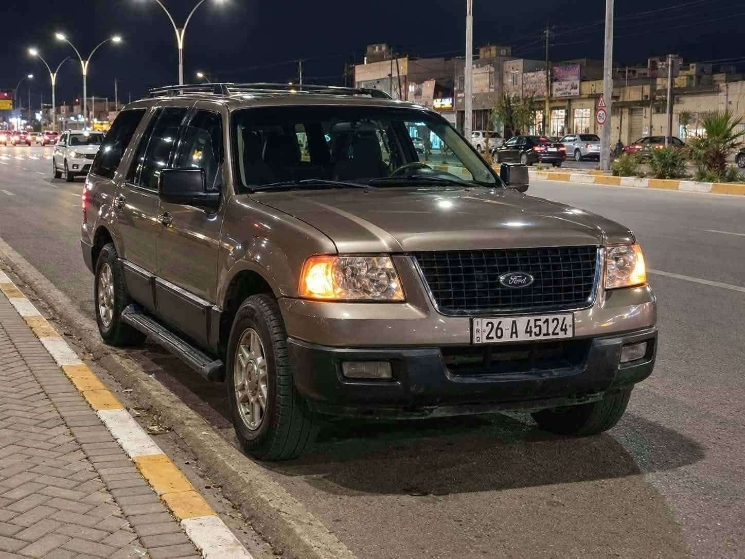 فورد اكسبلورر • ماكو تفاصيل • بلا زحمه