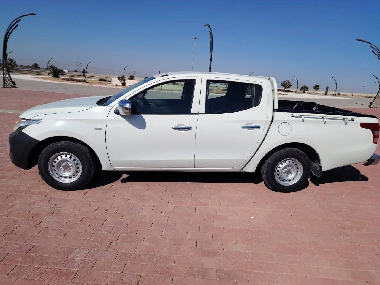 السلام عليكم 
بيك آب ميتسوبيشي L200
موديل 2017
رقم بغداد
مكفوله مابيها اي ضرر
ماشي 180الف كيلو
السعر 145 بيها مجال 
العنوان -الرمادي📍
اتصال ***********
