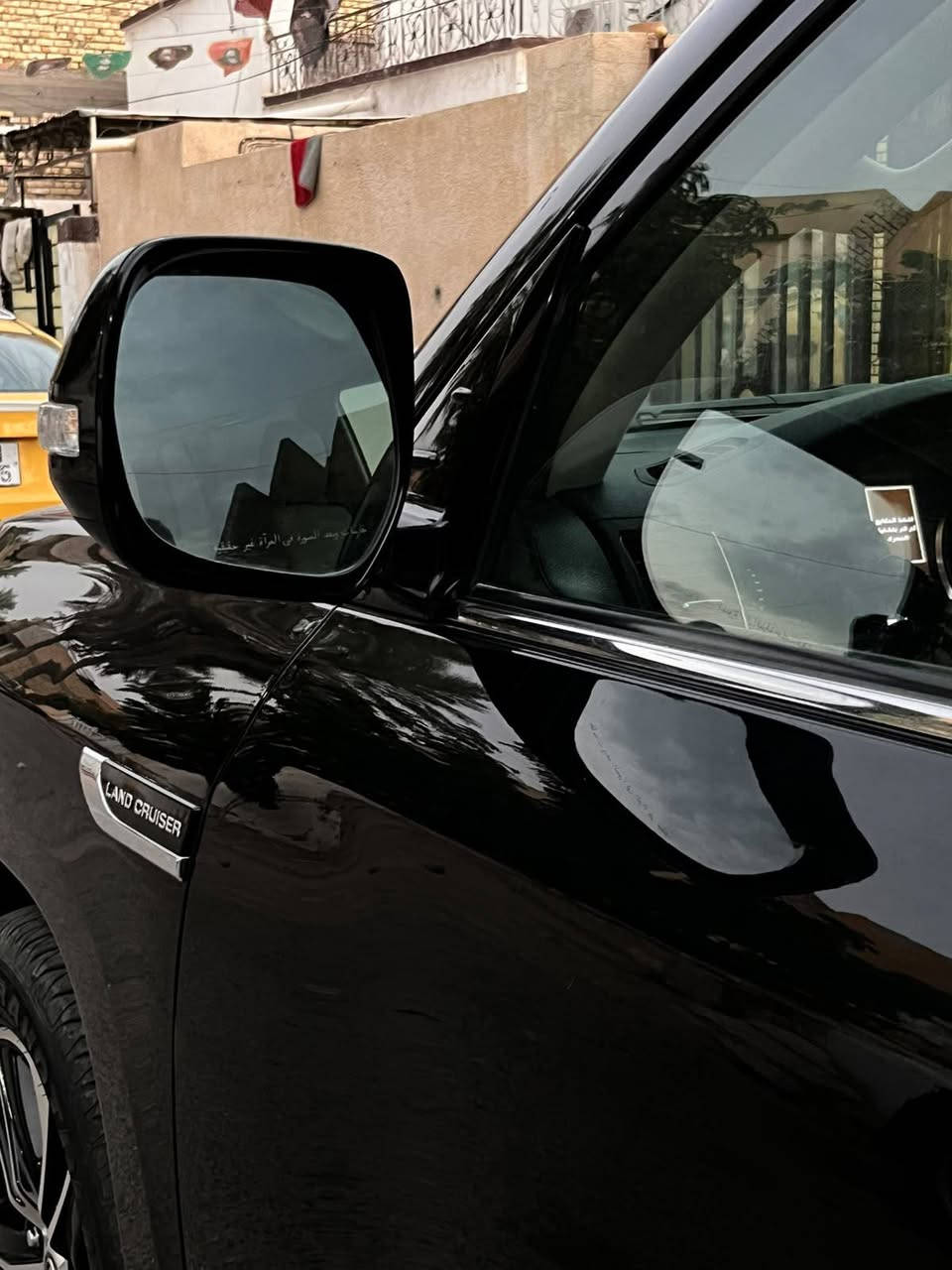 TOYOTA GXR 2021
من شركة ساز 
رقم شمالي جديد سنوية جديدة 
8 سلندر 
سيارة نظيفة ومكفولة من كل أمورها 
السعر 57,000 دولار 

للإستفسار 
***********
