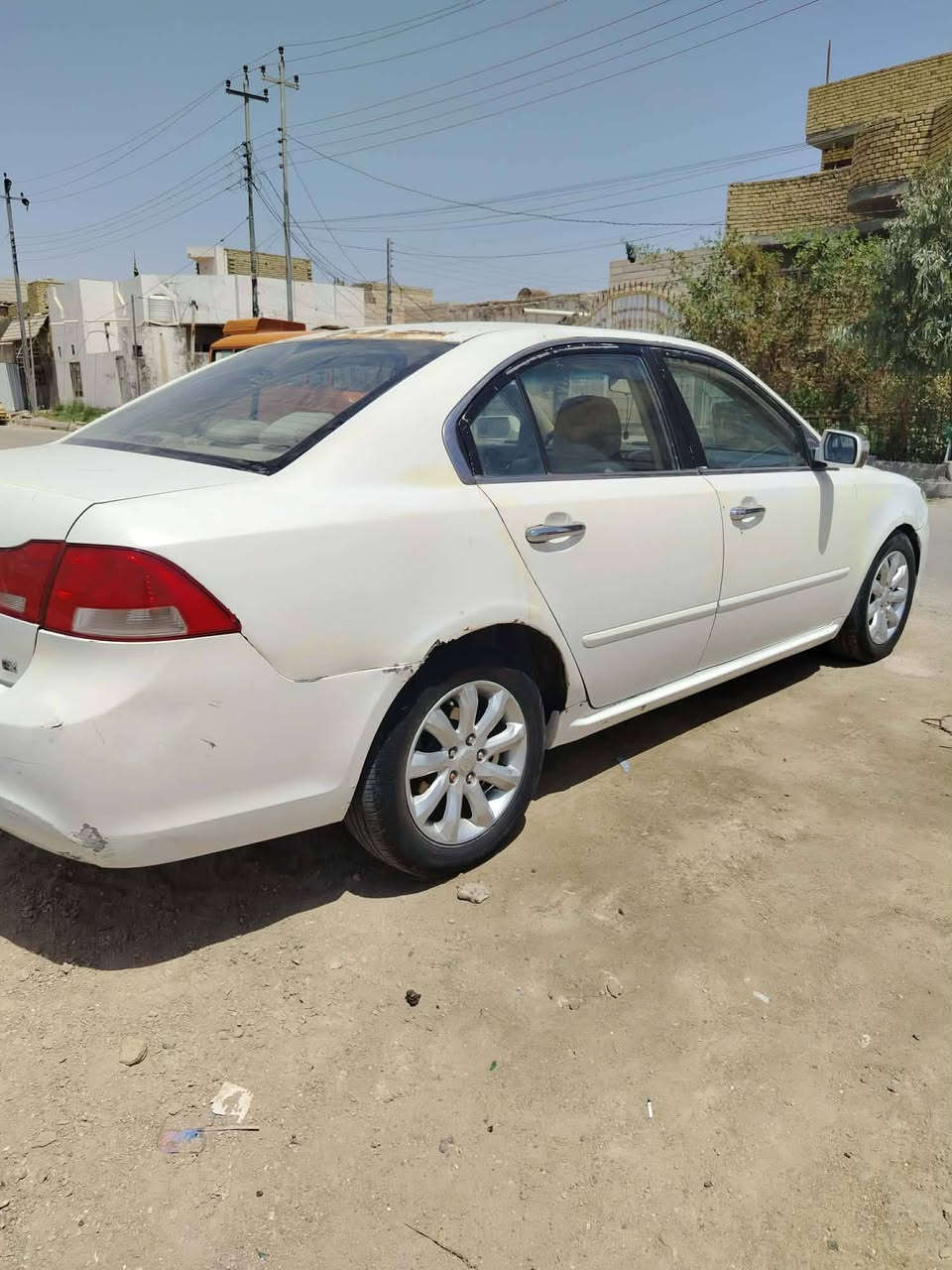 اوبتيما مديل 10 خليجي سياره جاهزه مكينه وكير وتخم تاير وتبريد حداديه 70 بل ميه سياره متجايه مكفوله كص وعيب شرعي رقم واسط مشروع وطني تحويل ثاني يوم السعر 77 وبي مجال بسيط مكان سياره ناصريه الاستفسار ع رقم ***********
