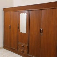 الكنتور سعره 85 وبي مجال ميز تواليت والزاويه كل وحده بــ30 وبي مجال  ا...