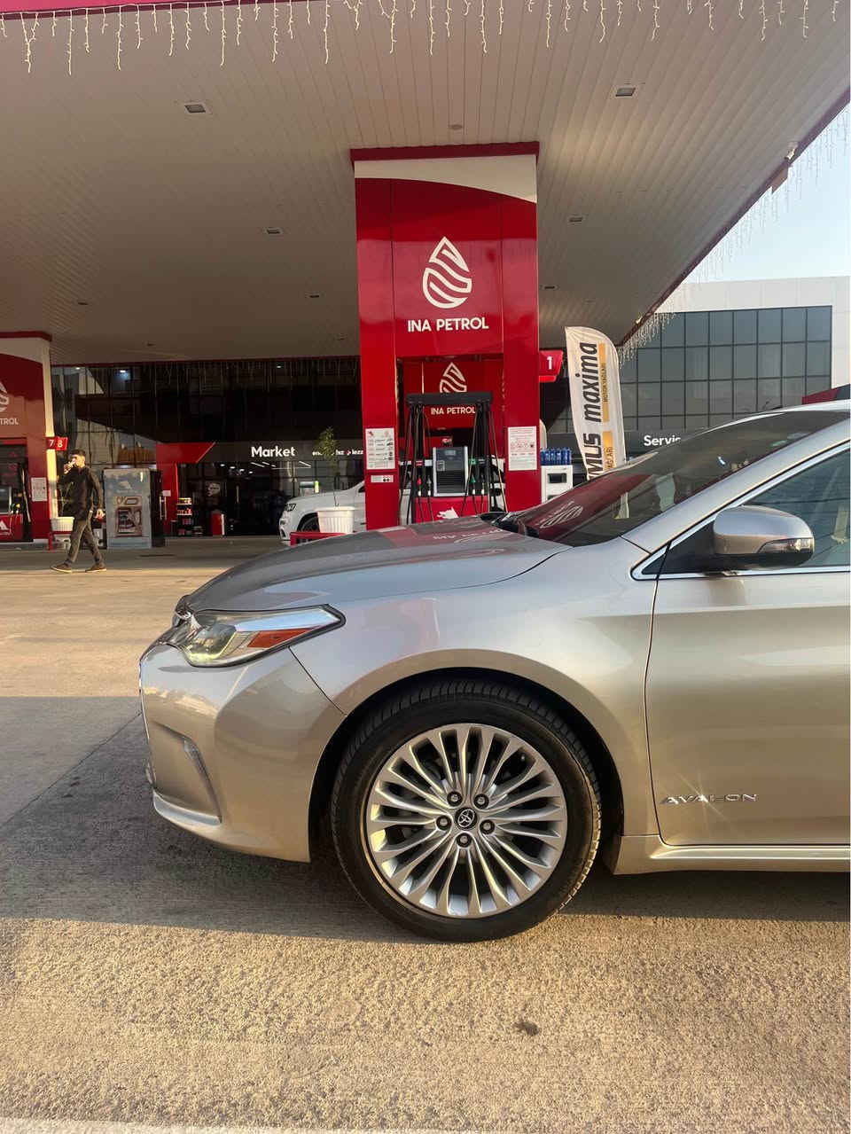 avalon limeted 1/1 
قپات مواصفات.  2 سويچ. موديل 2018  ليميتيد 1
سلايت /كوشن خزن /كوشن تبريد/كوشن هيتر ٤/بصمه  
رادار پيش و پاش / قوديك رادار و هيتر /شحن وارليس
په رده كاره باي /تبريد مركزي /شاشه مه زن /ستيرن
ستيرن هيتر / ٣ مود ايكو نورمال. سپورت / ده ركه بصمه
ستيرن كهرباي /حساس / 
سياره گلك پاقشه. بي تعديل. 
كوشن لوك لوك بيلادي. 
٢ پارچه و نيف صبخ بي داخلي بي يرباك.   
سياره. وه زع شه ريكه.  
 110 هزارا بريڤه چوي 
رقم سنوي جديد 
تايره جديد  اصلي شه ريكه 
گير مه كينه كاره باي.  هه مى تشت ب شه رتن. 
دينارك مسرف تيدا نينه.  
سياره كامل سيرفيس كريه. 
تحويل. غرامات ب شه رتن
***********       واتساب و كورك زاخو, دهوك
