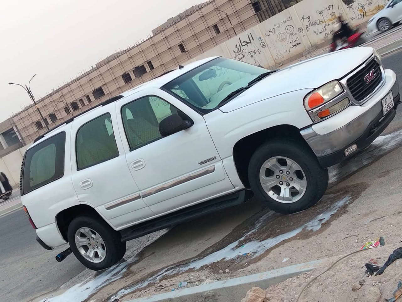 السلام عليكم يوكن لبيع مديل 2000 رقم انكليزي بسمي تحويل ثاني.يوم مكفوله من الكص والظربه والعيب   مكينه وكير جدد تبريد شغال امامي وخلفي كهربائيات كلها شغاله تخم تاير حداده جديده السيآره جاهزه من كلشي دواخل جديده مآبيها نقص السعر 70 العنوان البصرة الشراي يتصل الهاتف ***********
