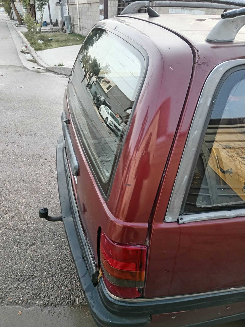 السلام عليكم سياره اوبل لبيع مكان بغداد الغزالية نضيفة محرك خير من الله السعر اتصل علا هادة الرقم ***********
