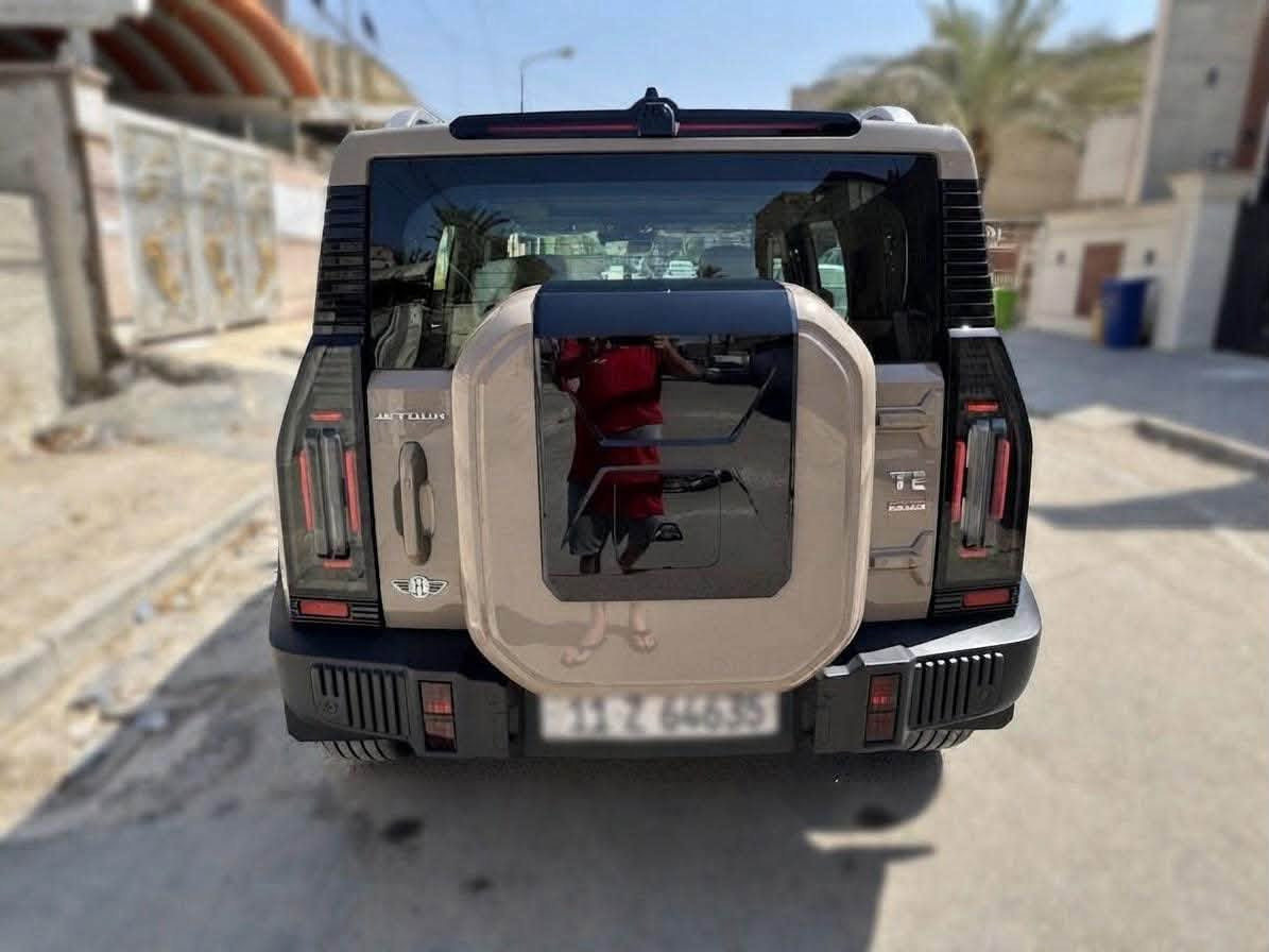 السلام عليكم سيارة جيتور T2
👈ماشية 5450 كيلو 👉
للبيع موديل 2025 استلام جديد مرقم لوحه وسنويه بغداد 
🔹محرك 2000 
🔹ضمان 6 سنوات للسيارة و10 سنوات للمكينة والكير 
🔹السيارة وكالة هارلم
السعر   41 ونص مليون وبيها مجال بسيط 
الاتصال ***********
الموقع : حي القاهره
