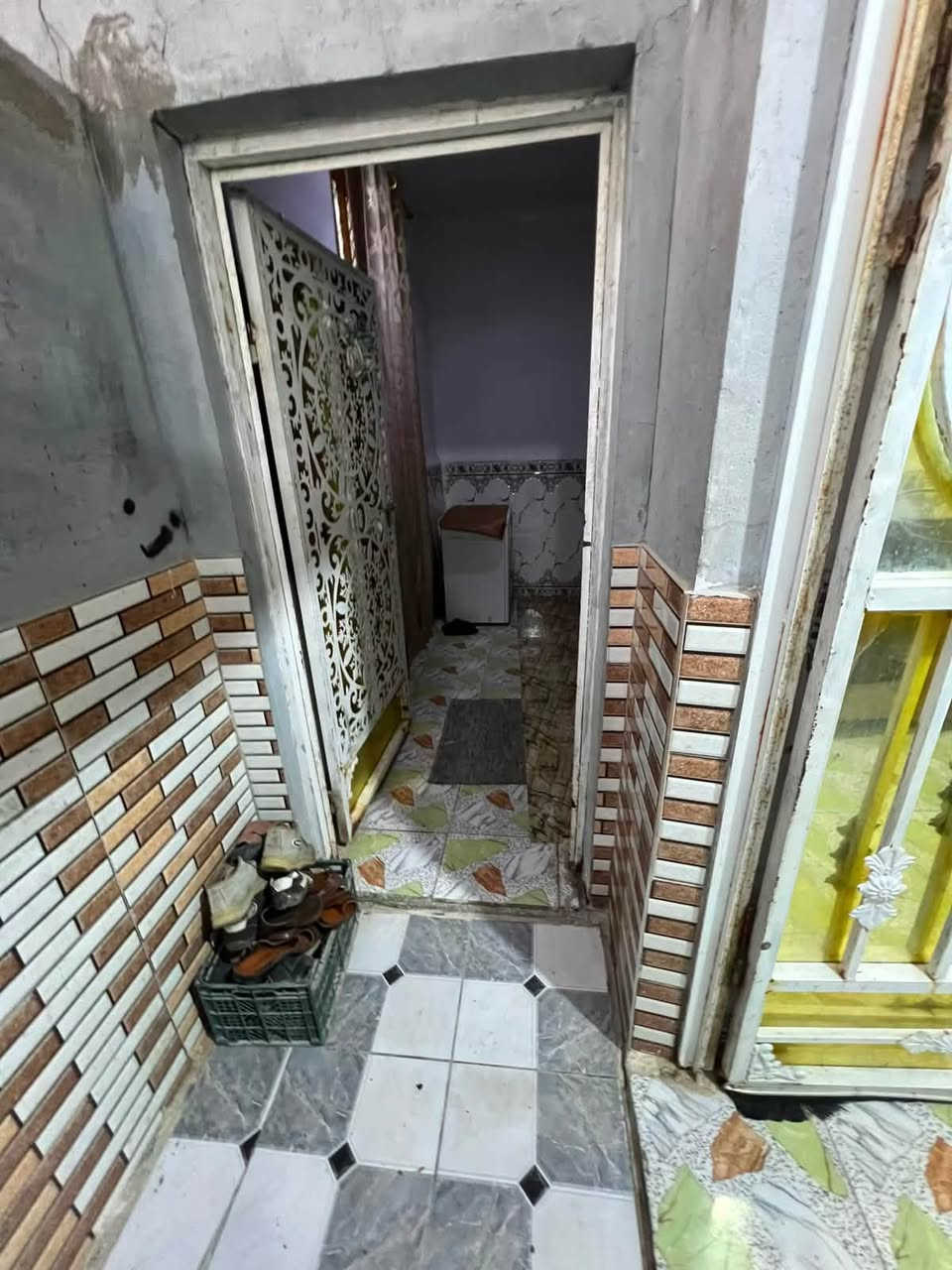 بيت للبيع زراعي اقرار محكمة 📈

📍زراعي حي ناضم 
البناء عكاده 

المساحه ١٠٠متر 
واجهة١٠
نزال١٠

البيت يتكون من 

غرف عدد(٢)
صاله 
استقبال 
مطبخ 
صحيات داخليه وخارجيه 

السعر ٥٥ مليون وبي مجال بسيط 

📞 للاستفسار والتواصل: يمكنكم المراسلة عبر الخاص، أو الاتصال/واتساب على الأرقام التالية: 👤 أستاذ حسين: *********** 👤 أستاذ مثنى: ***********

📍 عنوان المكتب: نزلة الجسر - من جهة الجربوعية - مقابل مجمع صادق آل مطشر. ✨ مستعدون لعرض كافة عقاراتكم وتسويقها بأفضل صورة.
