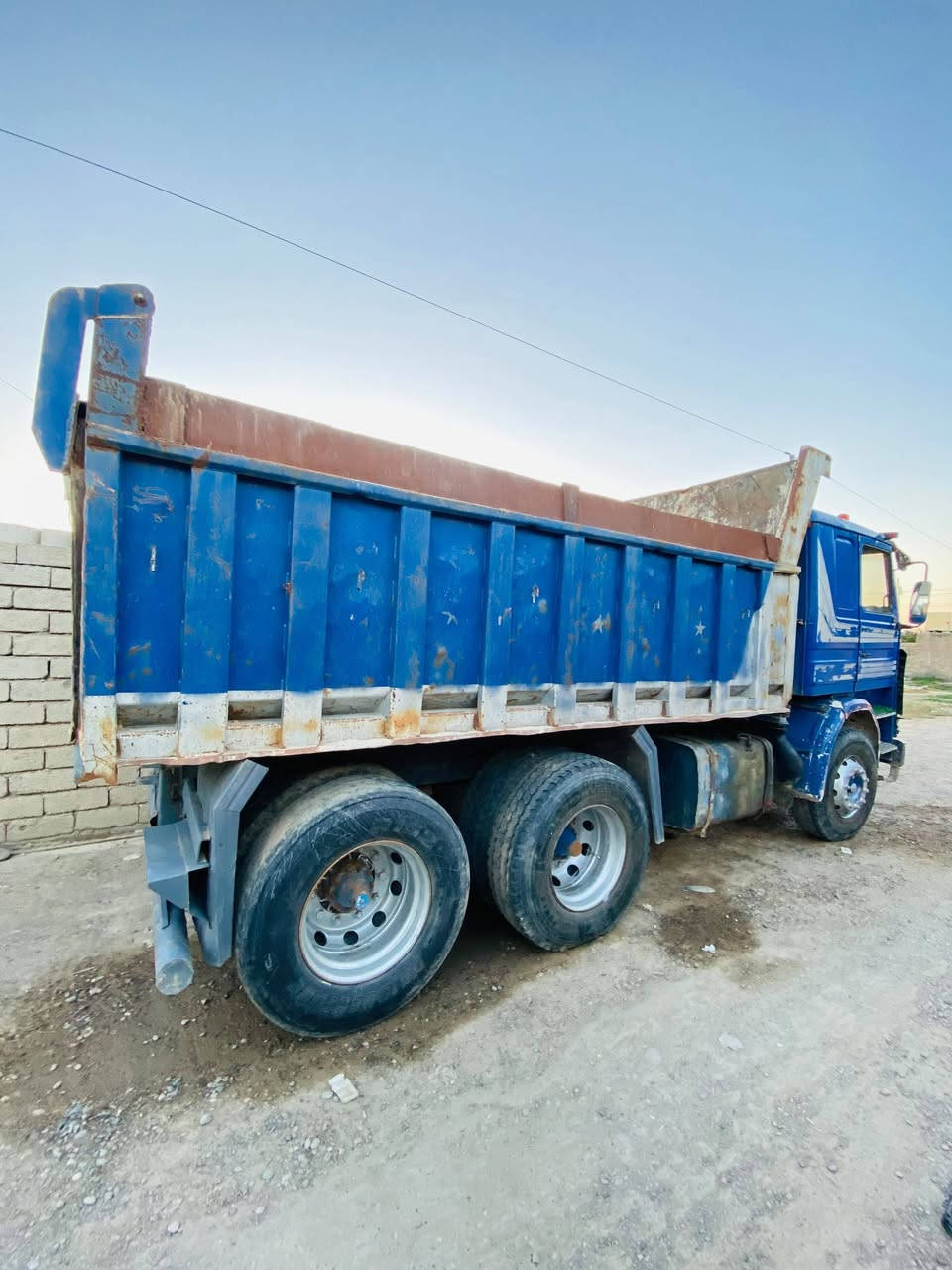 السلام عليكم للبيع سكانيا گلاب 112 موديل 91 سياره نضيفه وجاهزه للشغل مباشرتاً مابيها نقص رقم نينوى الماني سنويه لل 2029 الشرعي من الشرقاط شرط التحويل تستلم حصه گاز السعر 137 وبيها مجال مكان السياره الشرقاط الاتصال على الرقم ‭***********السلام عليكم للبيع سكانيا گلاب 112 موديل 91 سياره نضيفه وجاهزه للشغل مباشرتاً مابيها نقص رقم نينوى الماني سنويه لل 2029 الشرعي من الشرقاط شرط التحويل تستلم حصه گاز السعر 137 وبيها مجال مكان السياره الشرقاط الاتصال على الرقم ‭***********
