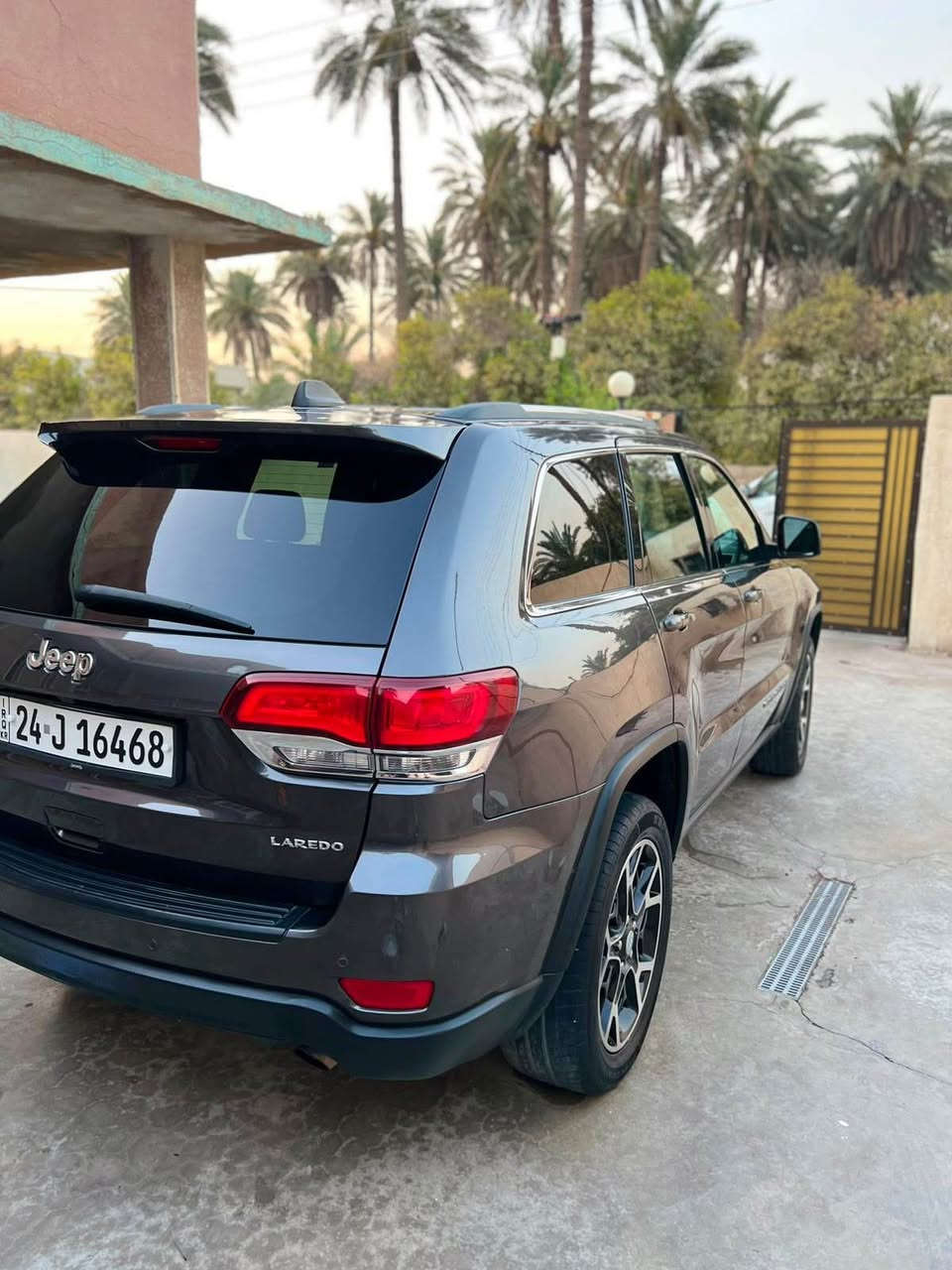 جيب لاريدو  موديل ٢٠٢٠ رقم دهوك  للبيع مواصفات شاشه تحكم لإدارات  حساسات امامي خلفي بدون دواخل بدون ارباك شرط 
ماشية ١٠٥  ميل سياره جديده احلى من صور 
حادثها جاملغ جهة السائق مبدل  جهة السايق اومصبوغ صور الحادث بلمنشور 
عنوان بغداد الدورة  
السعر ٢٣ اونص  
*********** بغداد, العراق
