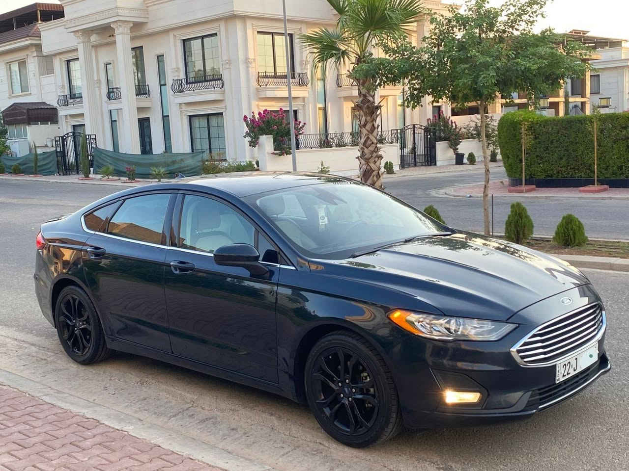 FORD FUSION 2020 SE
السلام عليكم
نوع السيارة : فورد فيوجن
سنة الصنع : 2020
مواصفات : SE معروفة
حجم المحرك : 1500 Turbo
محرك و گير و حدادية شرط سيرفس جديد من شريكة القاصد طايرات و باتري مبدل
المسافة المقطوعة : 94 الف كيلومتر
ضرر: فقط شوية جوة قبغ بنزين مصبوغ بدون دواخل شرط بعد مكفول حتى دعاميات بدون تعديل سيارة
المواصفات : بصمة  - رادار أمامي - رادار جانبي  - كود باب -تحكمات ستيرن - مثبت سرعة - تحديد مسار - شاشة كبيرة تدعم ابل كاربلاي واندرويد أوتو - دواخل نص جلد كريمي - كشن كهرباء
سنوية سيارة بأسمي جديد لحد 2031 رقم و هزة جديد 
مكان: اربيل
للأستفسار أكثر رقم موبايل او واتس اب:
*********** أربيل, العراق
