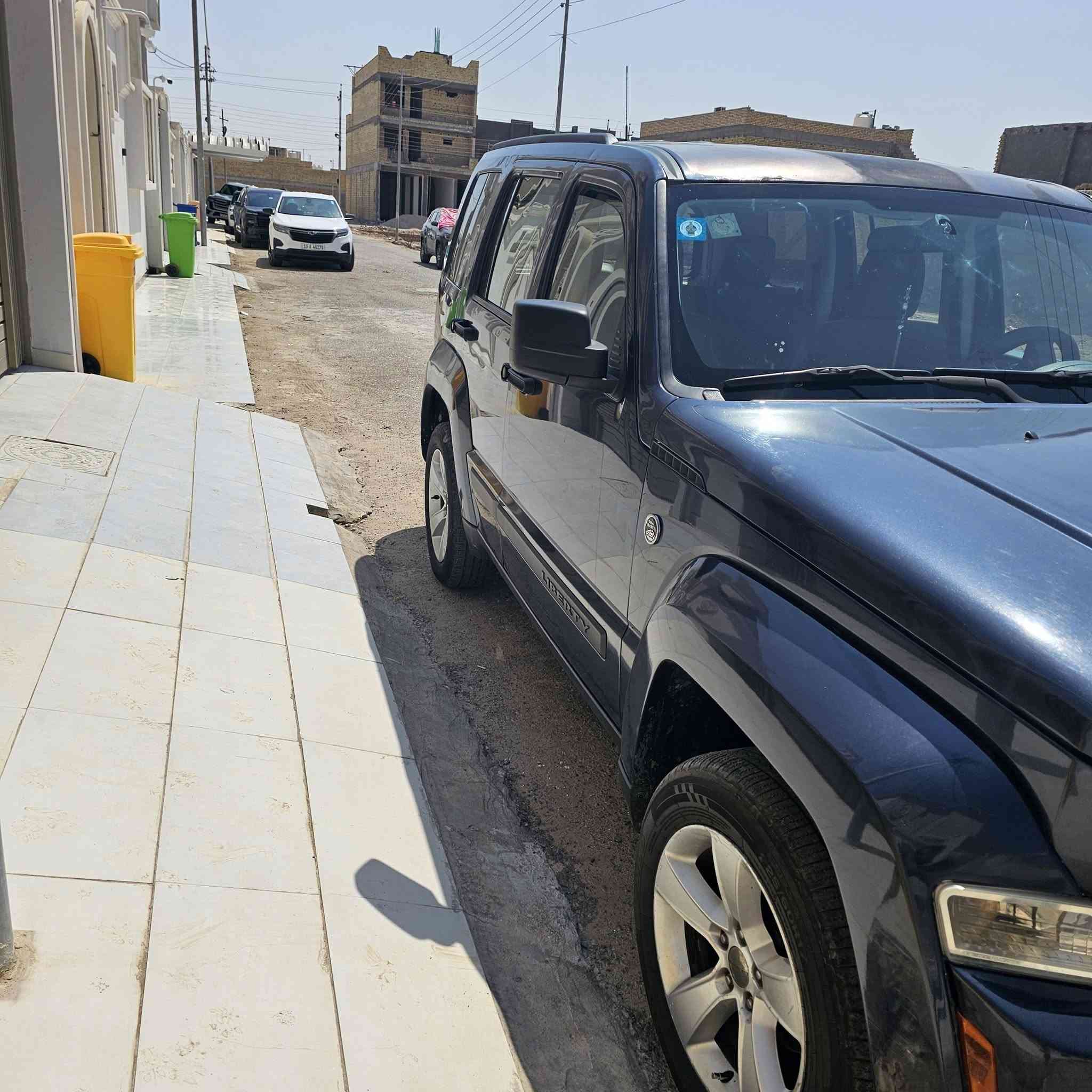 سياره جيب بيروتي ٢٠٠٨ سنويه جديده خليجي سياره جديده بيهه صبغ البنيد والجاملغ اثر جراد فقط سعر ٩٠ وبيها مجال العنوان العماره رقم ***********
