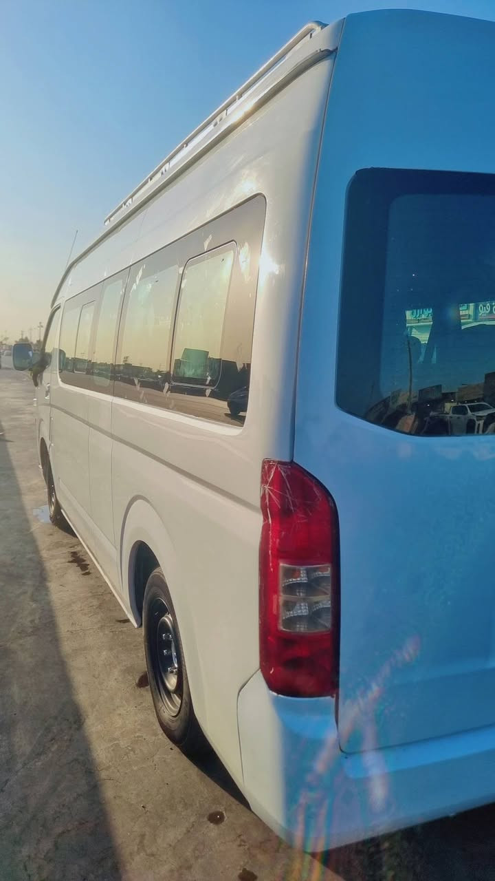 فوتون 2020 CS2 استلام شركة 2022/6 استقطاع مباشر
ماشيه 171 الف كيلو عاليه العريضة مو كصيفه كير ومحرك ميتسوبيشي ياباني الحجم الكبير واكسل وحداديه وتبريد وباتري خير من الله مجموعتها ياباني اصل فقط بدي فتون
تخم تاير تخم ويل هايس شرط الياباني ابو الختم سيبايه تزريف كشنات اضافيه 17 راكب 
منظومة غاز ⛽️ 
بيهه ضربه بالربع الي وره التاير الخلفي جنطه مبدله 
مكاني بغداد سعرها 150 وبيها مجال 
***********
