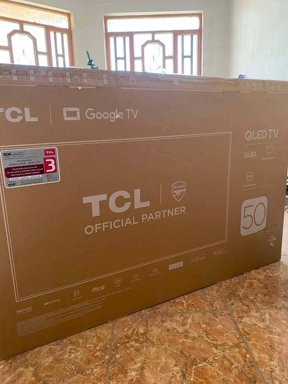السلام عليكم شاشة للبيع TCL T6C 50 QLED 4K اخذتها قبل 15يوم بعدها بالكارتونه استخدم قليل جديد ساعتين او ثلاث ساعات والريمونت عدد 2غير مستخدمات علماً ان ضمانها لحد سنة 2030
للبيع  المكان بغداد الحرية
واتساب ***********
