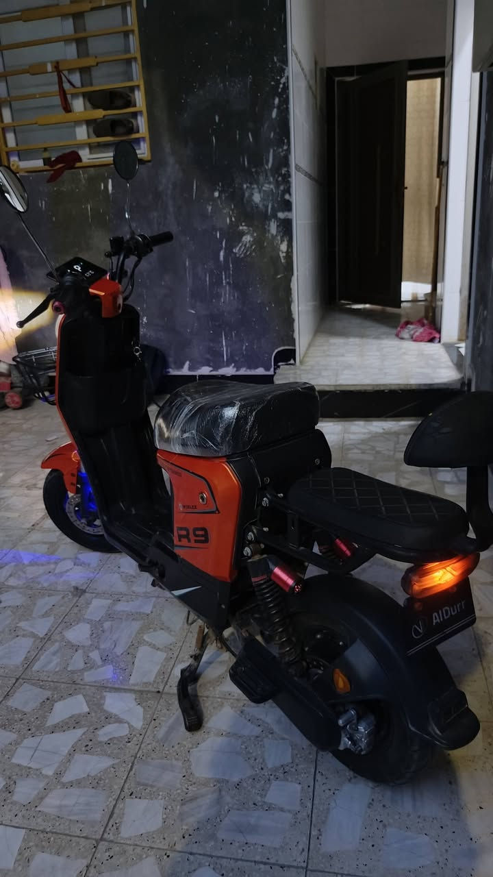 R9 • نظيفه جدا • ٣ بطاريات جديدة