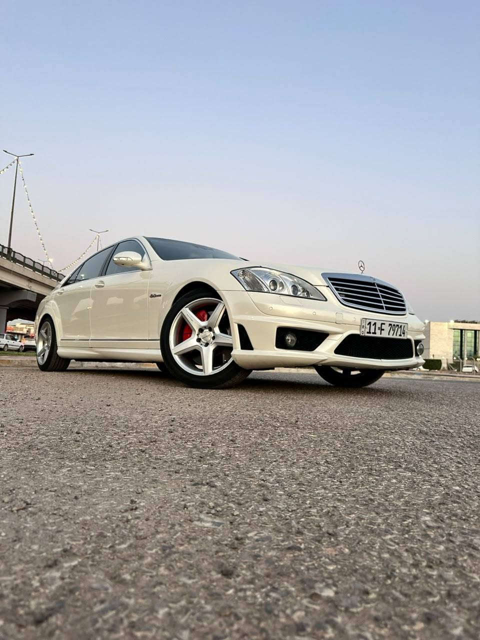ياالله للبيع فقط
لعشاق الفخامة والتميز
تريد شي مميز ورخيص توكل
S63 اصل وفصل
موديل 2008 وارد يابان بيها قطعتين صبغ بدون و2 كلير بدون داخل
السياره AMG اصل وبيها نصبه تخبل
رقم بغداد دولي 
محرك بلاد 6300
ماشيه 121 الف كيلو
السياره جاهزه بدون اي نقص وكل اوبشناتها شغالة
وبدون اي مسج
كشنات 4 كهرباء وخزن وتبريد وتدفئة 
بيبان شفط
تبريد ثلج ❄️ منضومة جديده
جنطه كهرباء
ناضور ليلي كروز سرعه
دبلات هيدروليك شغاله 
تحكم ستيرن كأمره خلفيه 
حساسات امامي وخلفي
حداديه امامي وخلفي جديده 
تخم تاير جديد ستوني شاده
مكينه وكير جدد 
كهربائيات كله شغاله وبدون نقص
تجاوي كهرباء كشنات مساج
بصمة أبواب 4 دخول ذكي
گزوز AMG وبيها صوت يخبل رعب بلاد
فجوج بريك AMG 
وبعد هواي بيها مواصفات 
السعر 178$ وبيها مجال بسيط جدا مكاني كربلاء المقدسة 
***********
