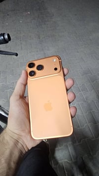آيفون ١٤ برو ماكس • ٢٥٦ • محوّر ١٧ برو ماكس