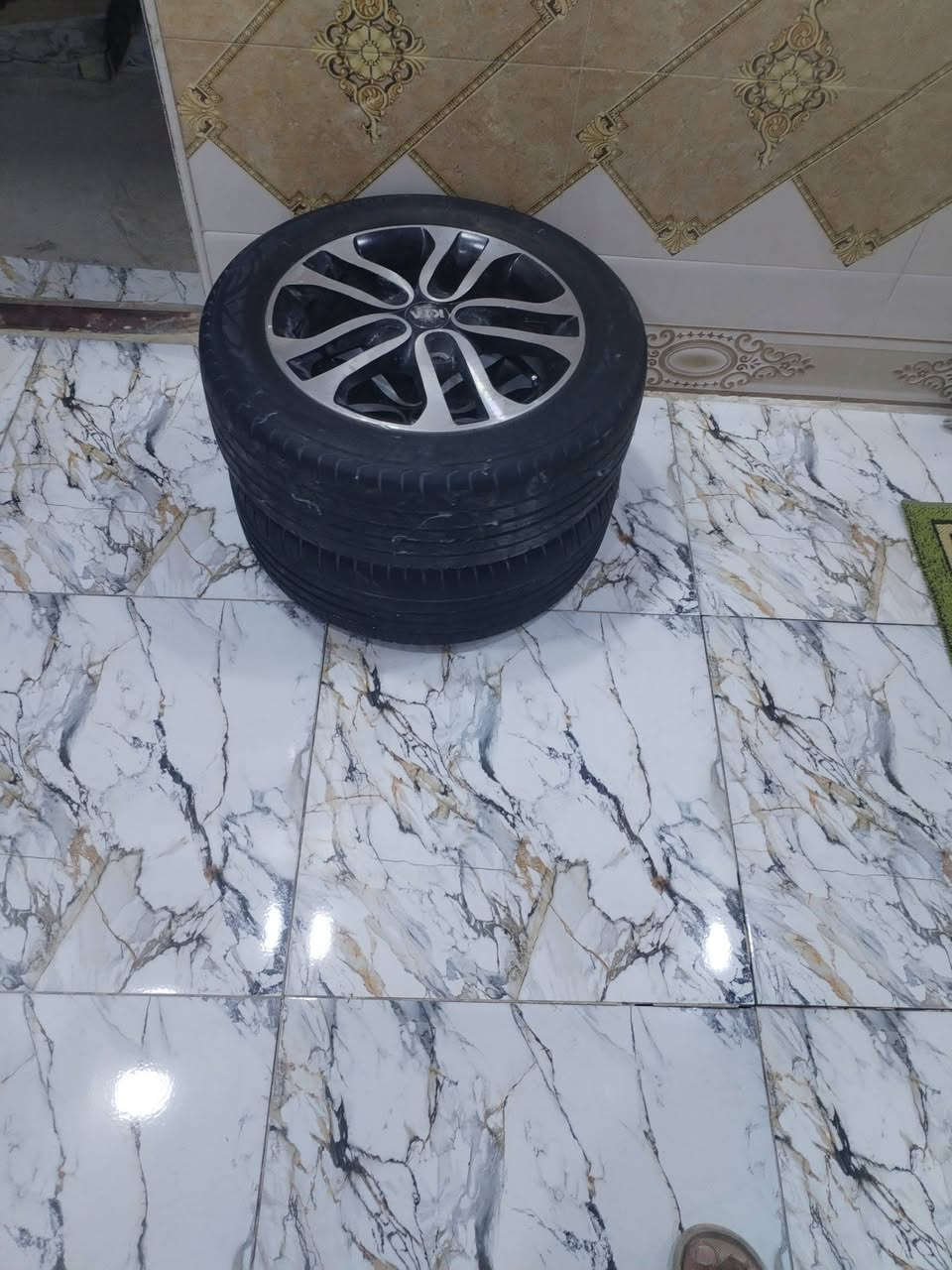 كيا سيراتو • تايرات ١٦ • نجف