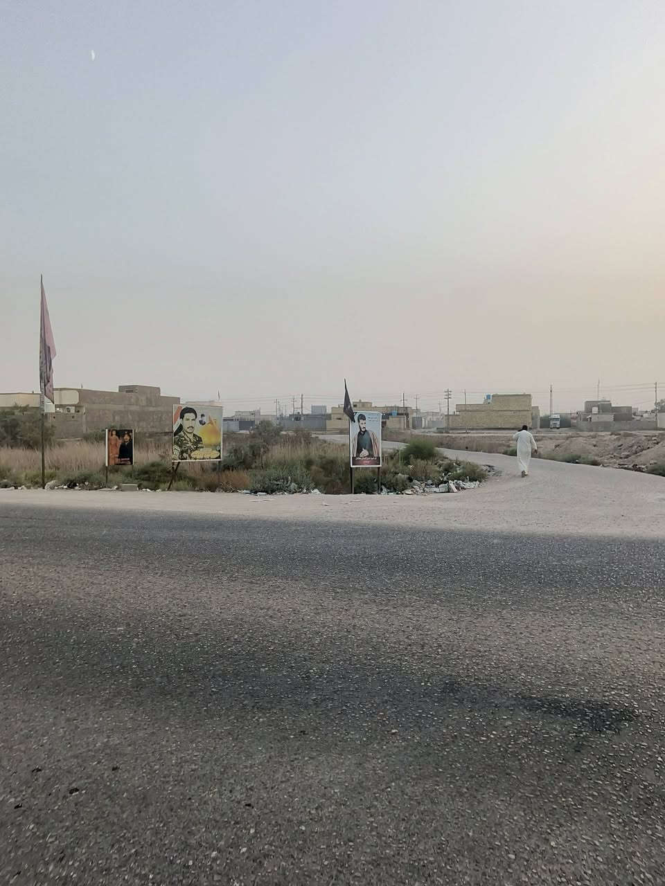 االسلام عليكم قطعه للبيع نزله قبل مجمع صطح الامين
القطعه 200متر للاستفسار ***********
