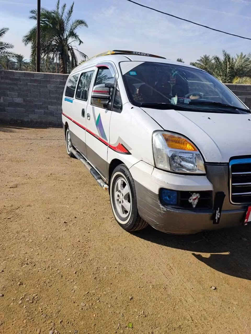 استاركس 2006
شواصي مكفوله على البلاد السيارة جاهزه خير من الله محرك مفتوح كير عادي السعر المطلوب. 75$ رقم قادسيه انكليزي باسمي مصفره هيئه وغرامات وتحويل ثاني يوم مكان السياره واسط قضاء الزبيديه  للاستفسار اتصل ***********
