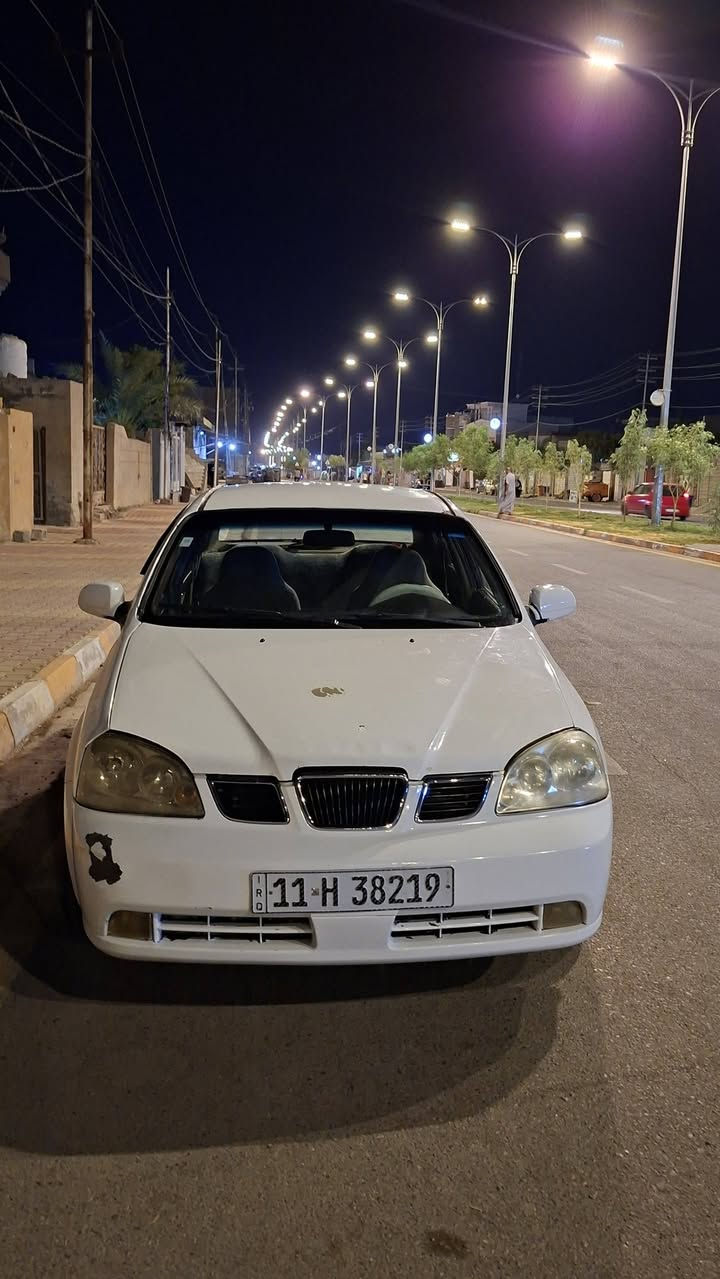 السلام عليكم اوبترا ٢٠٠٤ كير عادي  
رقم بغداد الانكليزي سنويه ٢٠٣٠ شرط تحويل
منظومه تبريد كامله من فريز وكمبريسر وكلشي مبدل تبريد ثلج
كير مكينه بشرط 
تخم تاير نظيف 
حداديه نظيفه 
بيها اماكن صبغ ابيعلك حزام قماره ما بيها صبغ بدون ضربه بدون لغد او شواصي 
غرفتها حلوه ومرتبه نقص غرفه فقط بطانه كال باب سايق دكم مال جام مو حلو فقط 
مكان السياره ديالى جلولاء 
*********** 
سعر ب ٥٢ وبي مجال الشراي
