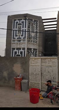 شارع المطار القديم • ١٠٠م • جاهز للسكن