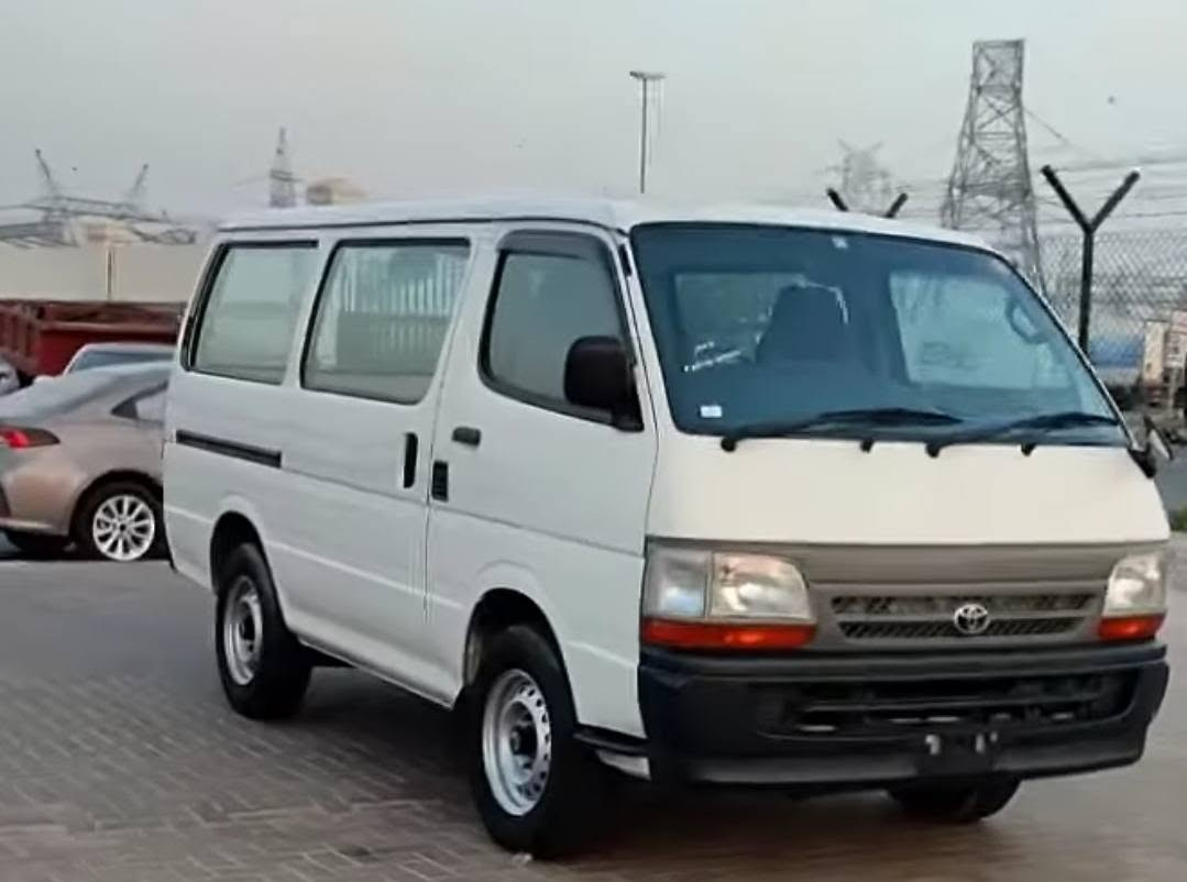 باب هايسه • باب خلفي • قديم