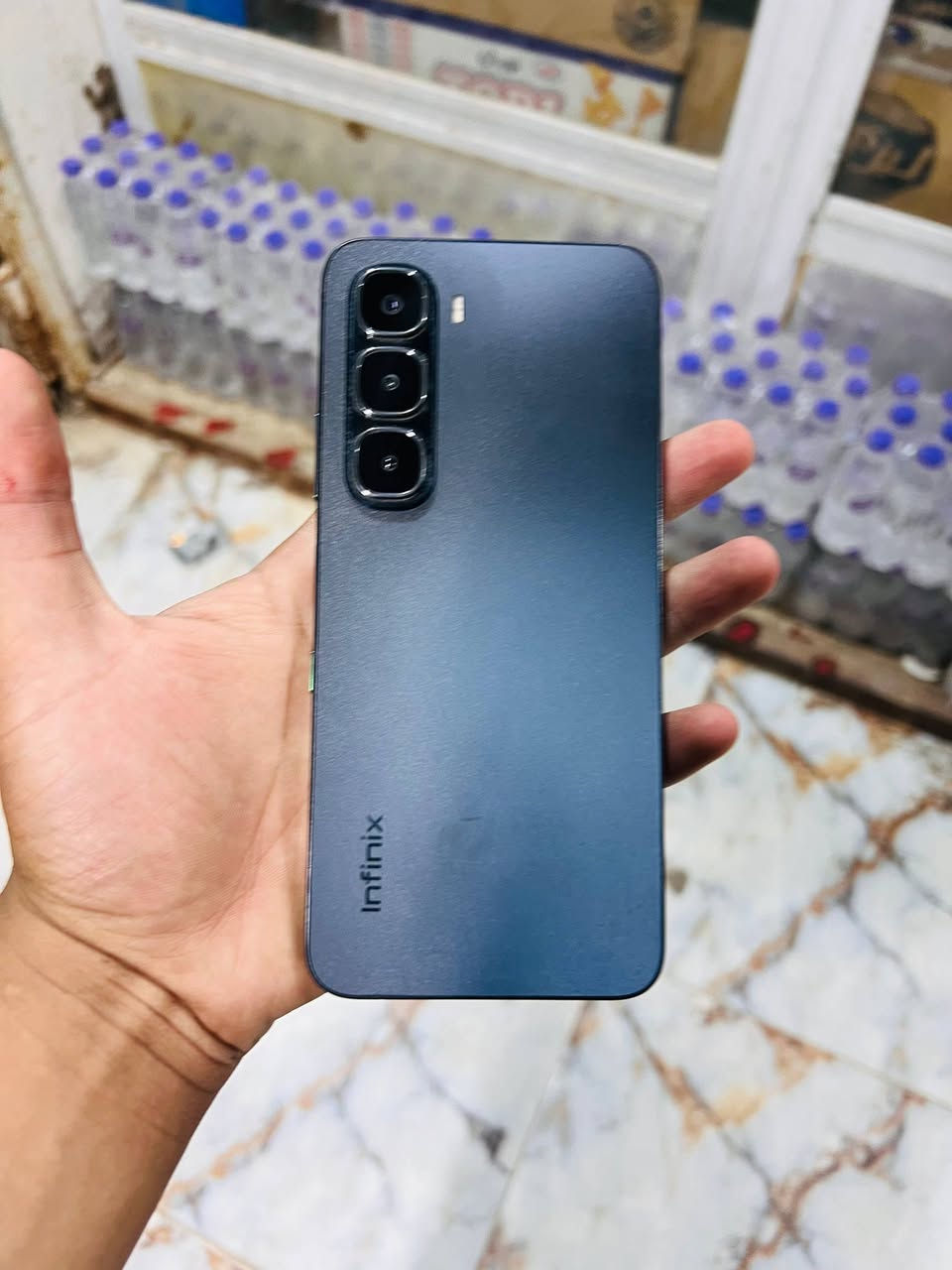 lnfinix HOT 60i
ذاكرة 256 وعشوأية8G
نضافته100/100شرط الفحص تليفون مستخدم قليل كامرة الخلفية 50ميكه بكسل تليفون تصوير بي زر مختص للتصوير  كامل ملحقات سعر170وبي مجال الشراي يراسلني خاص او يتصل على الرقم***********
