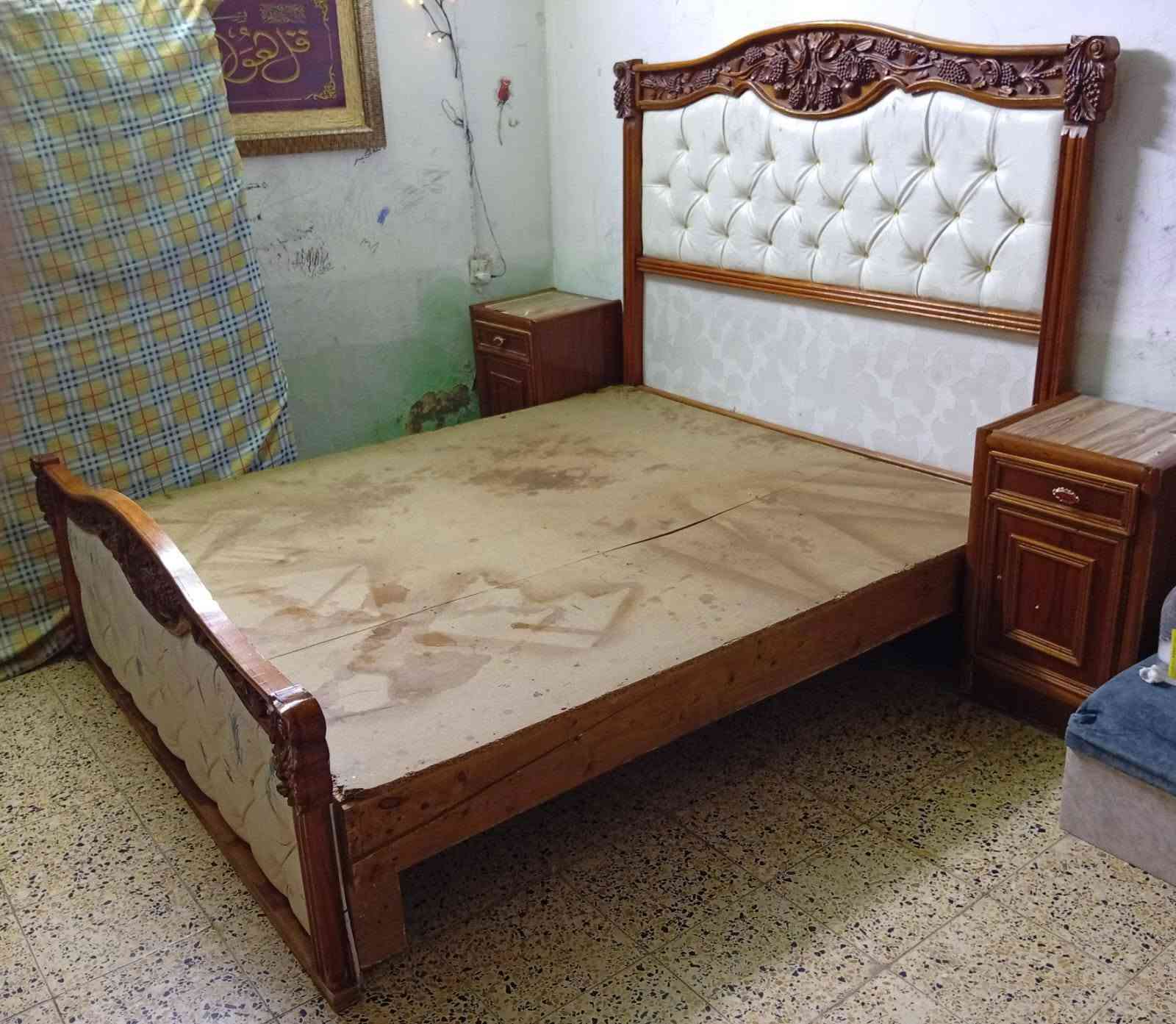 غرفه اخشاب صاج احطاطه ب700الف خدمه توصيل موجوده***********

