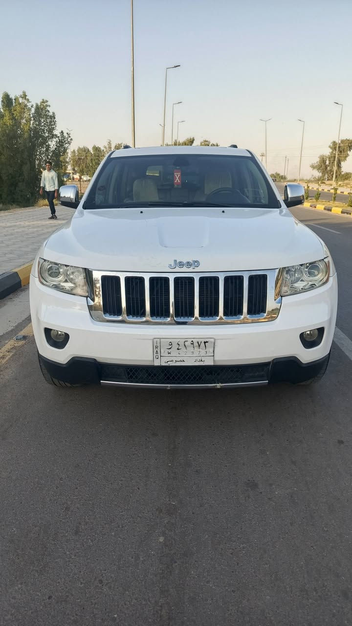 جيب جراند شيروكي لاريدو ليمتد 2012
كلين تايتل
فول مواصفات
وارد أمريكي
بارد ب البنيد فقطح
رقم بغداد 
تبريد قطعتين
تحكم ستيرن
كشنات جلد
كاميرا خلفية
مراية قلّاب
محرك 3600

السـعـر 143

مكاني: واسط العزيزيه 
رقم صاحب السيارة: ***********
