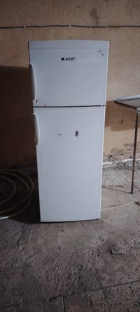 ثلاجة