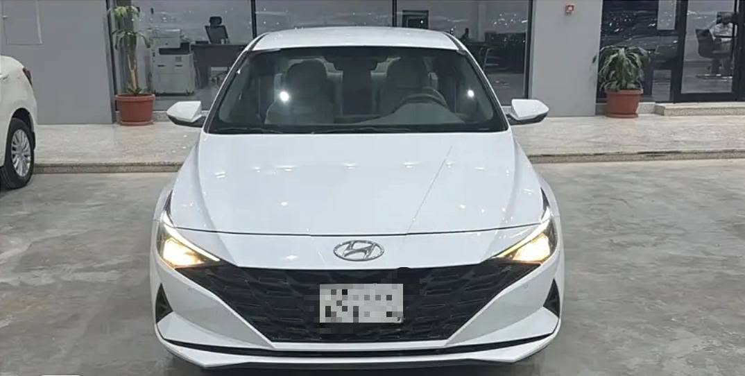 سلام عليكم الانتره موديل 2023خليجي اصل مو تجميع فول مواصفات فتحه بصمه  فول للخير مكينه 1600 رقم بغداد ثاني يوم تحويل  *********** السعر128 ماكو هيج سعر مكاني بغداد حي الجهاد
