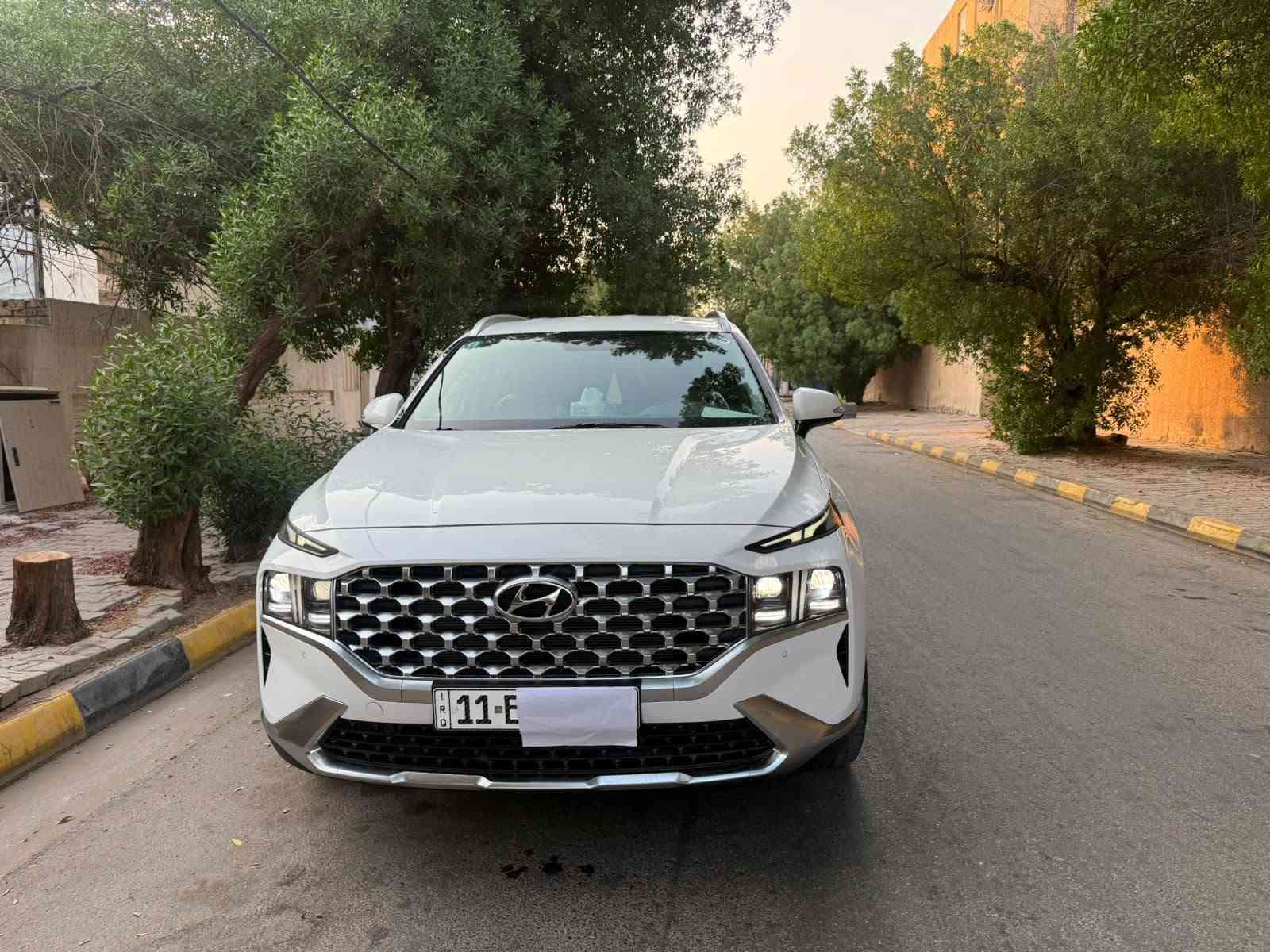 للبيع فقط 
بعدها بحاله الوكاله تجي وتشوف بعينك واحلى من الصور 

هيونداي سانتافي موديل 2024 خليجي

ماشية 24 الف كم حقيقي وبشرط الفحص

المواصفات:

محرك 6 سلندر 

استهلاك الوقود بنزين عادي 

قمارة حديد

ويل كبير مع كب كروم

بصمة أبواب

تشغيل عن بعد

صندوق خلفي كهربائي

يدات نيكل

حساس مطر

كراسي كهرباء

كشنات خلفية كهرباء

هاند بريك كهربائي

نظام أوتو هولد

شاشة كبيرة

أبل كار بلاي

نظام ملاحة

كاميرا دوارة

حساسات أمامية وخلفية

لايت زينون

باك لايت LED

تبريد شاشة

مناخ منفصل

تبريد 3 قطع

إشارات بالمرايا

مرايا شفط

بردات أبواب خلفية

بردة صندوق

تحكم مقود من الجهتين

شفتات ستيرن

درايف مود

مانع انحدار

مانع انزلاق

داخل كاربون فايبر

7 راكب

رقم جديد وسنوية لغاية 2028

للإستفسار اتصال أو واتساب : ***********

السعر 275

