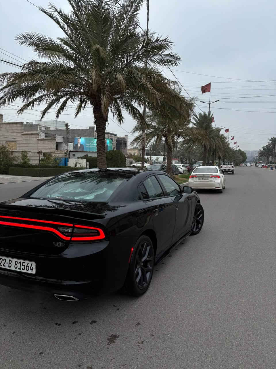 Charger sxt black top 2021
السلام عليكم 
جارجر 2021 للبيع 
مواصفات sxt 
ماشية 117 الف كيلو وليس ميل 
حادثها جاملغ خلفي تخريب 
رقم اربيل 

السعر 220 وبيها مجال 

للاستفسار :***********
