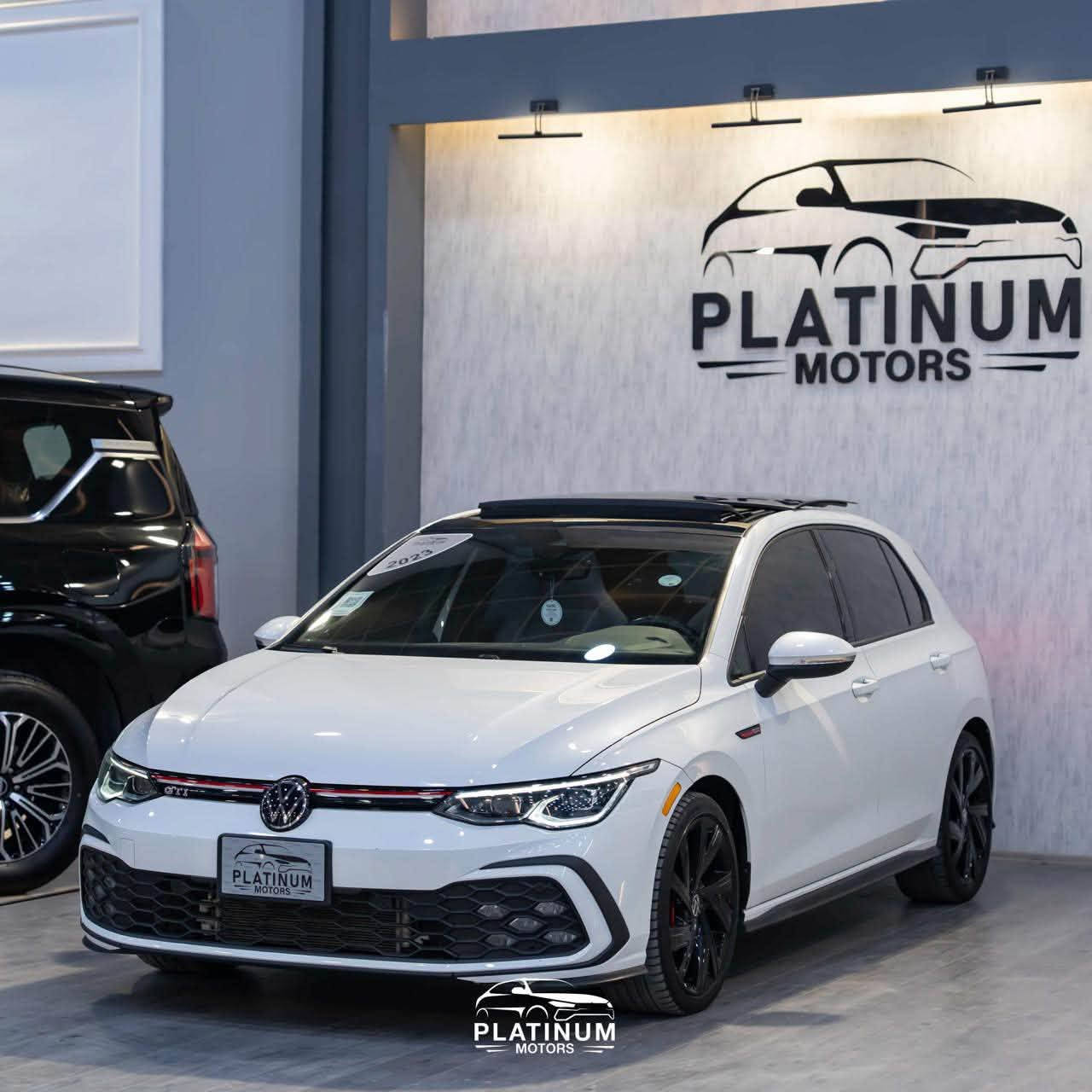 🔥 فولكس فاغن Golf GTI موديل 2023 🔥
لعشاق الأداء الرياضي والفخامة الألمانية… فرصة لامتلاك واحدة من أفضل الهاتشباك الرياضية في فئتها.

✅ Volkswagen Golf GTI
📅 الموديل: 2023
⚪ اللون: أبيض لؤلؤي
⚫ داخلية: جلد رياضي GTI بتطريز أحمر
🌞 فتحة سقف بانورامية
💡 مصابيح LED أمامية وخلفية
📱 شاشة معلومات وترفيه كبيرة مع عدادات رقمية (Digital Cockpit)
🎯 حساسات أمامية وخلفية وكاميرا
🚀 ناقل حركة DSG أوتوماتيك
🏁 مقاعد GTI الرياضية الأصلية
🛞 رنجات رياضية أصلية
🔑 دخول وتشغيل ذكي
🔧بدون صبغ بدون ايرباك بشرط 
🚦كاتي تترقم شمالي (اربيل & دهوك & سليمانية)

السيارة بحالة ممتازة جداً، نظيفة من الداخل والخارج، جاهزة للاستخدام ولا تحتاج أي مصروف.

📞 للاستفسار والحجز يرجى التواصل على الخاص أو الاتصال على الرقم: (***********)

#Volkswagen #GolfGTI #GTI2023 #Golf #سيارات_للبيع #VolkswagenGTI #ألماني #DSG #PlatinumMotors
