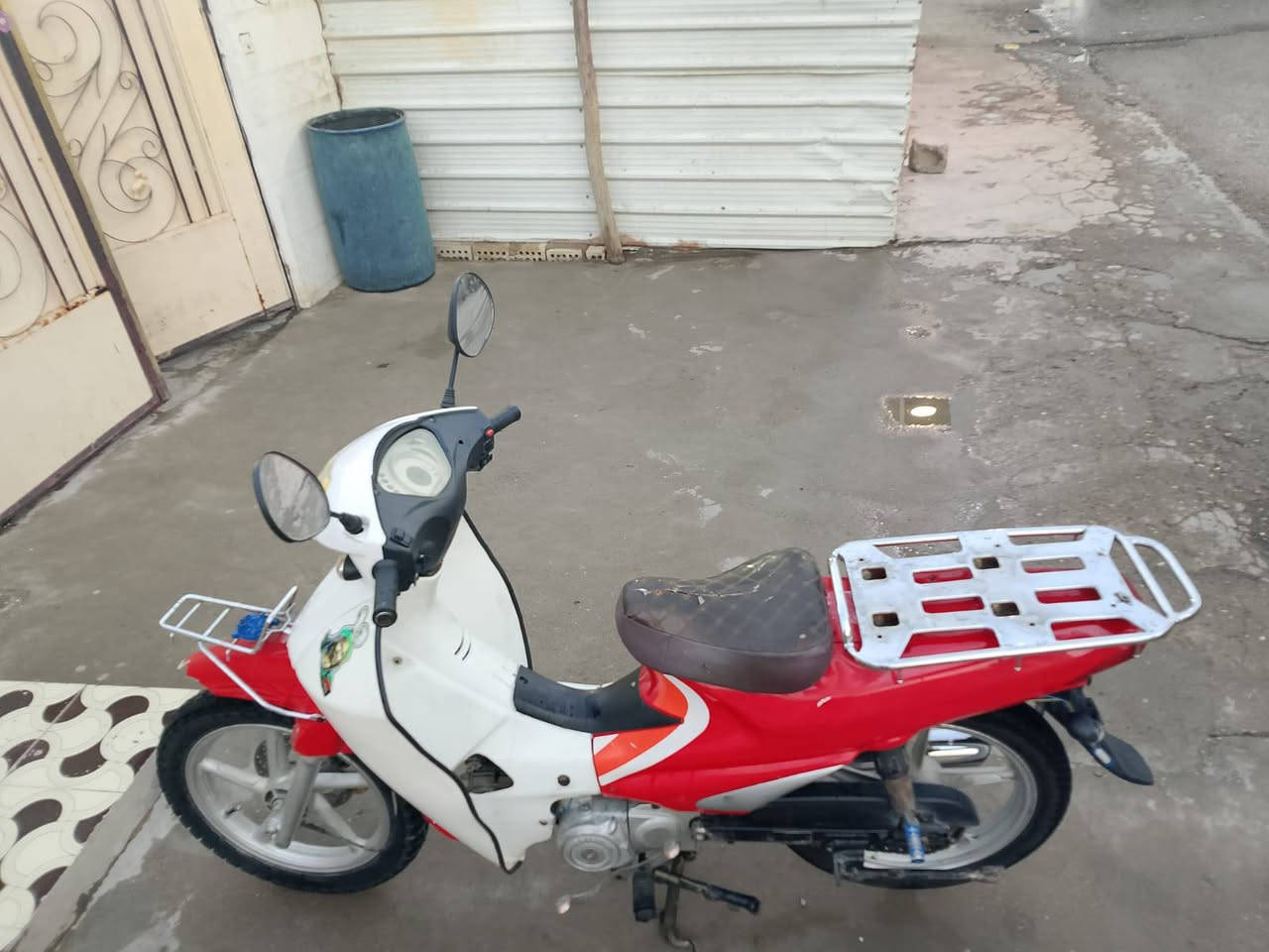 مطور سرفيز للبيع نضيف محركه ابلادي مناقصه شي ***********المو شري ليتصل
