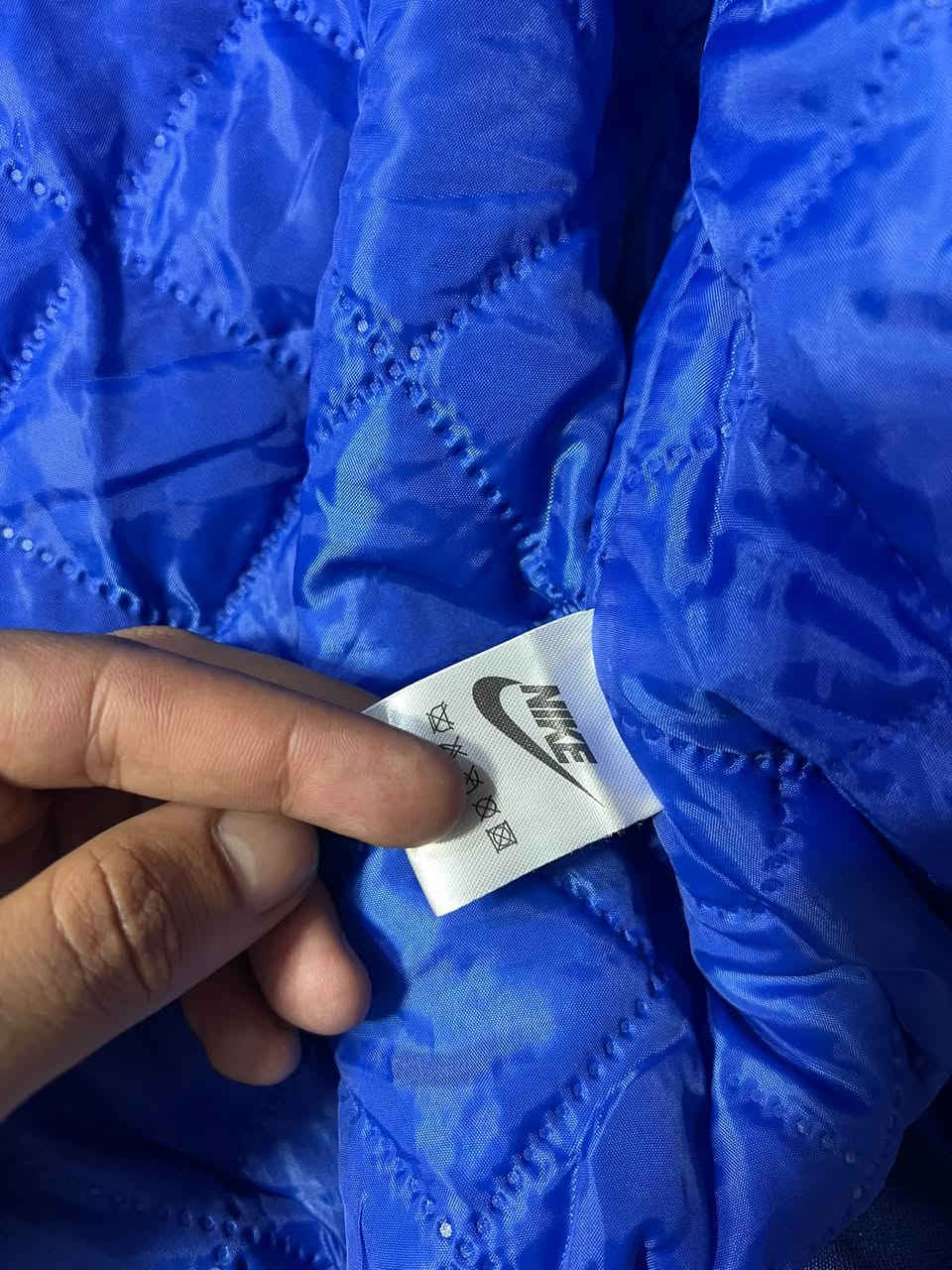جاكيت نايك • مقاس XL • وكالة