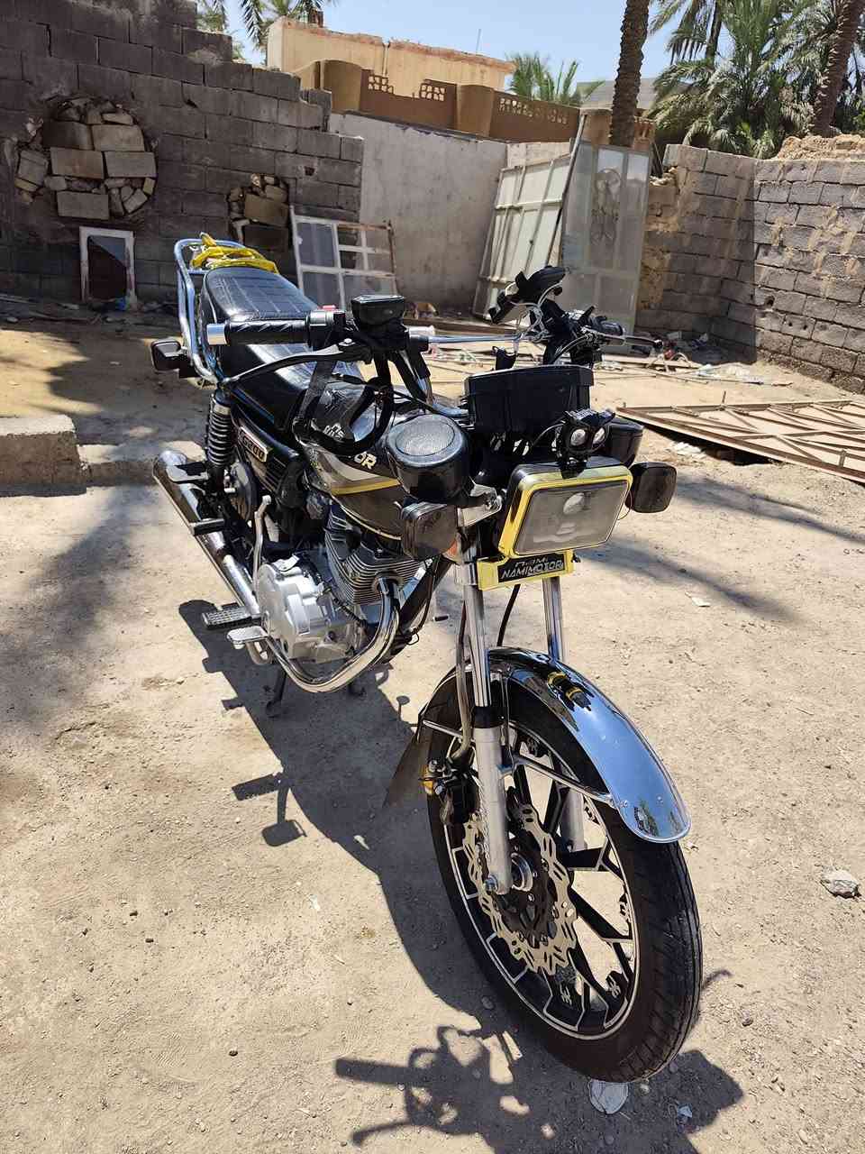 دراجه نامه برو  موديل 25 مكفواله  مابيه اي نقص كله كامله محرك ممفتوح اوراق كامله السعر 725 وبي مجال المكان الخالص الاسود *********** اتصال

