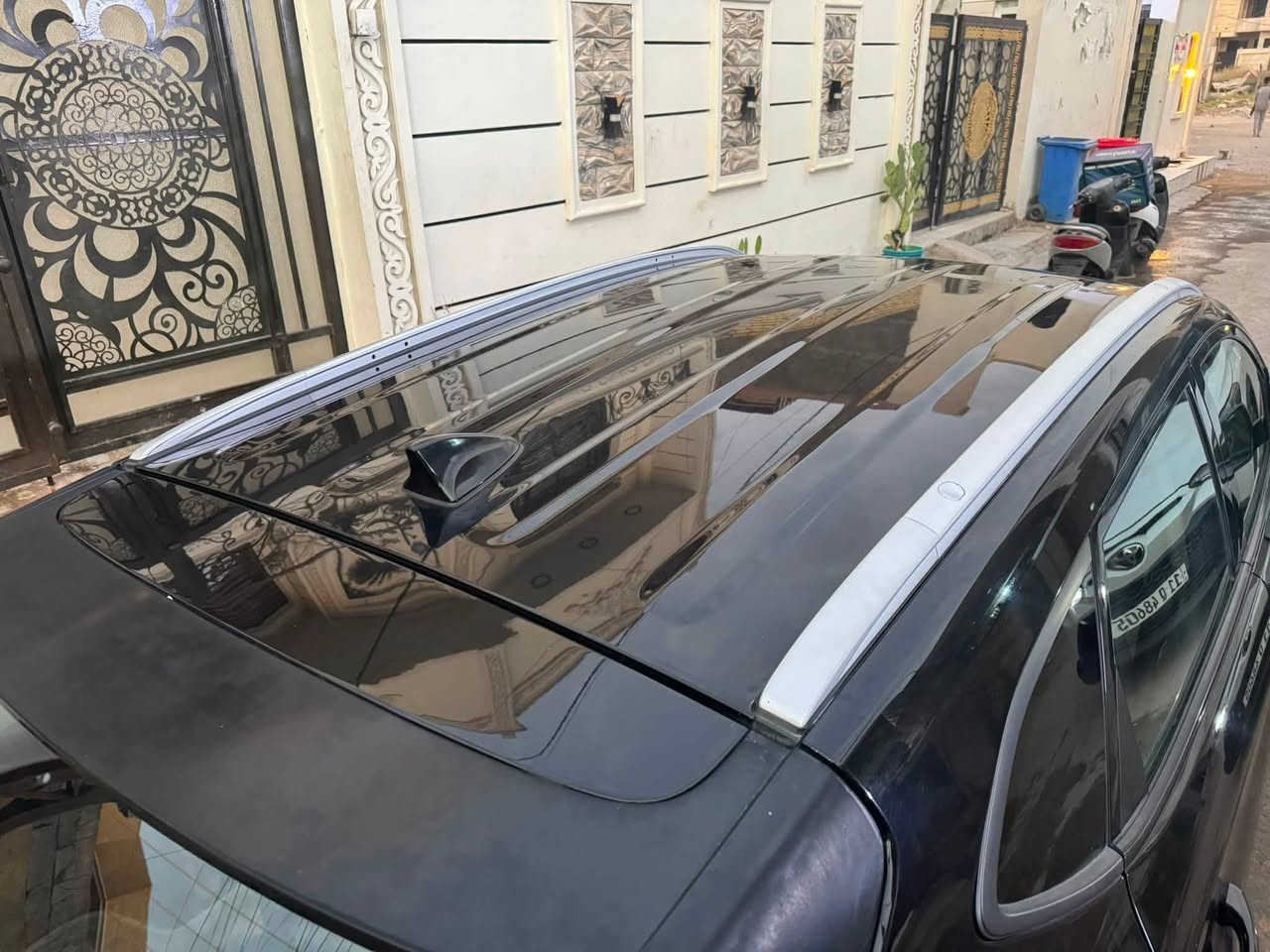السلام عليكم
توسان ٢٠١٨ للبيع السياره جديده ستخدام شخصي 
امريكي حادث شطح الدعاميه وشبر بلبنيد وبلعراق نطخت عندي بلجاملغ الخلفي مكان بغداد الزعفرانيه الستفسار اكثر اتصال عل *********** /***********
