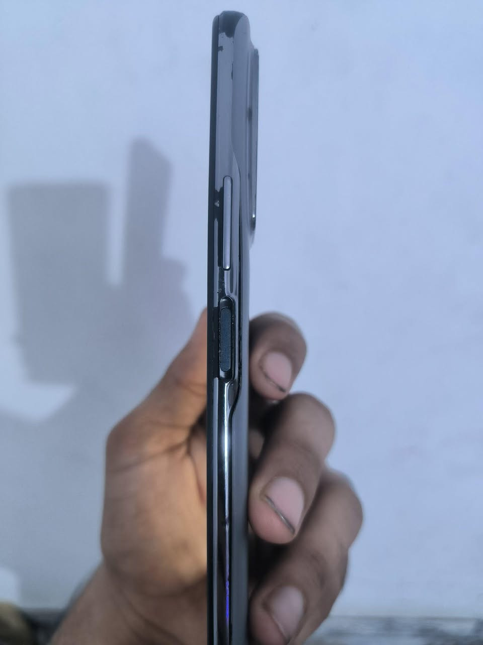 Infinix Not 11 pro 
ذاكرة 128 شاشه 120 هرتز رام 8 بطاريه 5000
الشاشه مكسورة والظهر الدكمه مال تشغيل تعلگ البصمه واگفه
بيع او مراوس السعر 80 
*********** كربلاء, العراق
