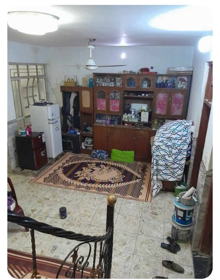 دار للبيع ام الكبر والغزلان قرب حسينية الكتاب والعترة ١٥٠ متر ٧ونص في ٢٠ بناء ٢٠١٦استقبال ومطبخ وغرفة نوم وخدمات الطابق الأول والثاني ثلاث غرف نوم وخدمات السعر ٣٠٠ ***********
