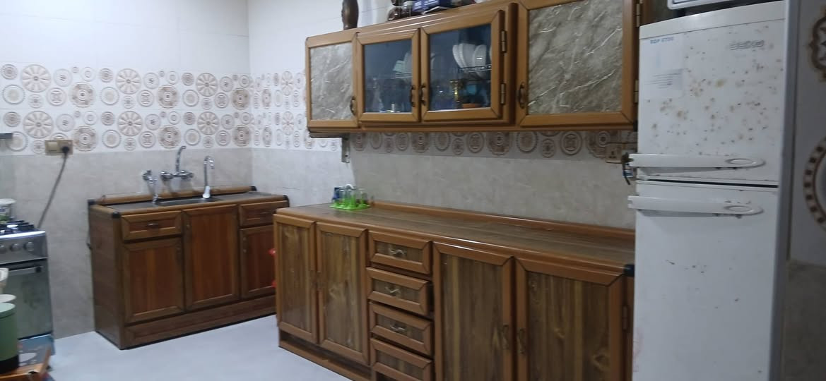 للبيع سنك وكونتر السعر ٢٢٥الف
***********
