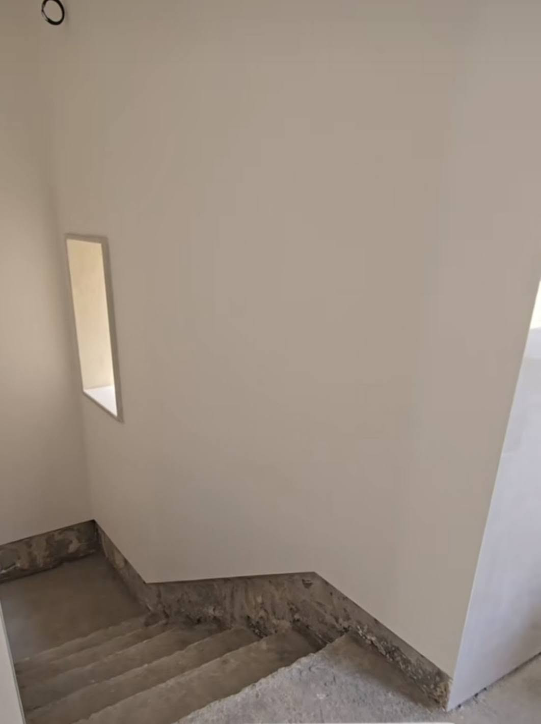 بياض • متفرع • واتس