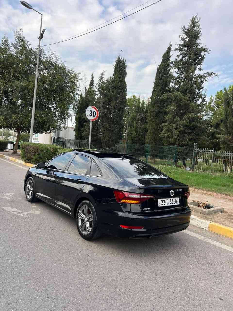 جيتا R لاين • ٢٠١٩ • ٣ قطعة صبغ